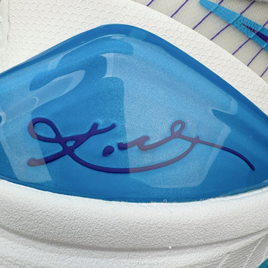 图片[16]-＃H12纯原 NK Zoom Kobe 4 Protro 科比四代 选秀日 AV6339-100 市场唯一完美复刻公司货版本 Phylon泡棉中底 后跟搭载Air Zoom马蹄气垫 真正的原汁原味 还原ZP脚感 全身鞋材卡料色独家定制 唯一正确鞋身反光效果 原厂压印工艺 立体感十足 内置全真动态飞线 独立原厂模具 首批不拼图大几率过验 亲测已过 支持各种高强度实战 无需担心 补货周期极长 脚宽建议买大半码 科比系列前掌偏窄 支持七天无理由退换 尺码： 41 42 42.5 43 44 44.5 45 46 47.5 48.5-选品中心