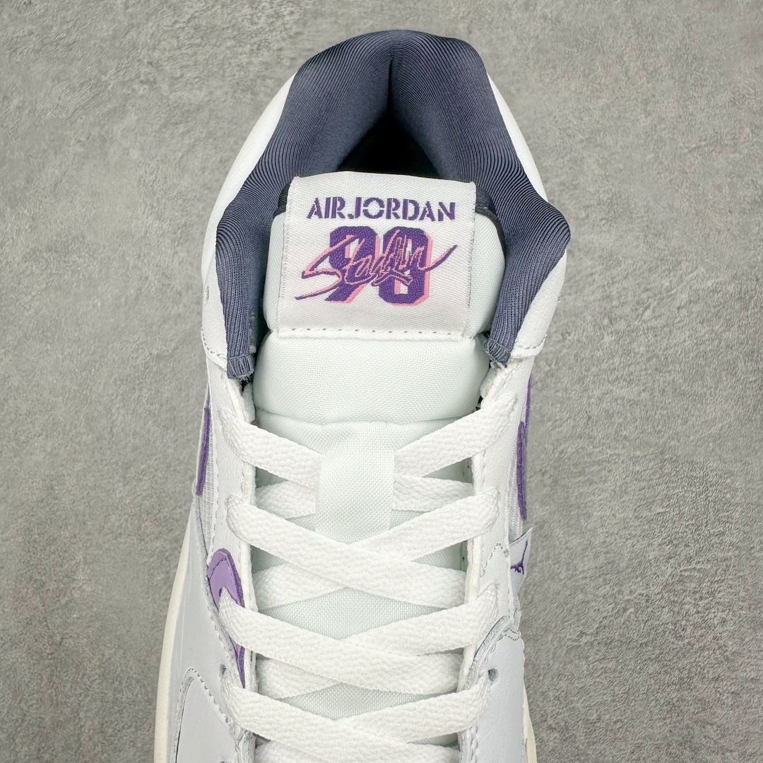 图片[5]-Air Jordan Stadium AJ90 潮流运动板鞋 FZ5696-041 充满了对TinkerHathield 原创设计的致敬 包括中足网状面板、前足外侧的鲨鱼齿轮廓、加垫鞋领和 NK Air 鞋跟品牌 鞋子本身采用网眼、皮革和绒面革材料混合制成 散发出现代美感 并配备了该品牌全新的 Formula 23 足底缓震技术 AirJordan Stadium 90 鞋舌标签在鞋舌内侧印有“Flight”字样 完善了设计 尺码：36 36.5 37.5 38 38.5 39 40 40.5 41 42 42.5 43 44 44.5 45-选品中心