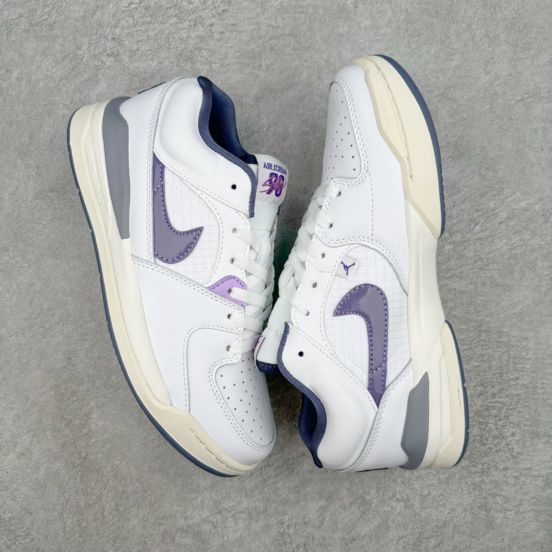 图片[3]-Air Jordan Stadium AJ90 潮流运动板鞋 FZ5696-041 充满了对TinkerHathield 原创设计的致敬 包括中足网状面板、前足外侧的鲨鱼齿轮廓、加垫鞋领和 NK Air 鞋跟品牌 鞋子本身采用网眼、皮革和绒面革材料混合制成 散发出现代美感 并配备了该品牌全新的 Formula 23 足底缓震技术 AirJordan Stadium 90 鞋舌标签在鞋舌内侧印有“Flight”字样 完善了设计 尺码：36 36.5 37.5 38 38.5 39 40 40.5 41 42 42.5 43 44 44.5 45-选品中心