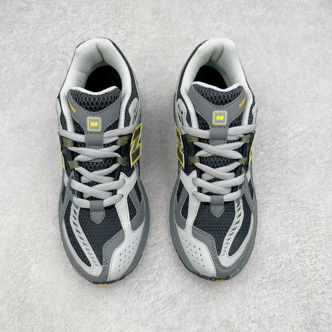 图片[2]-New Balance M1906R NB新百伦系列复古老爹风休闲运动慢跑鞋 采用轻质牛剖革拼接透气网眼衬垫织物鞋面材质 T-Beam大底提供足步弓支撑 保持步态稳定#后跟搭载外露缓震胶 鞋身整体以各种深浅不一的灰色覆盖 鞋头以淡蓝色调装饰，网眼衬垫通过不规律的色块实现做旧的美感 泛黄的鞋底更是进一步增添了复古气息 尺码：36 37 37.5 38 38.5 39.5 40 40.5 41.5 42 42.5 43 44 45-选品中心