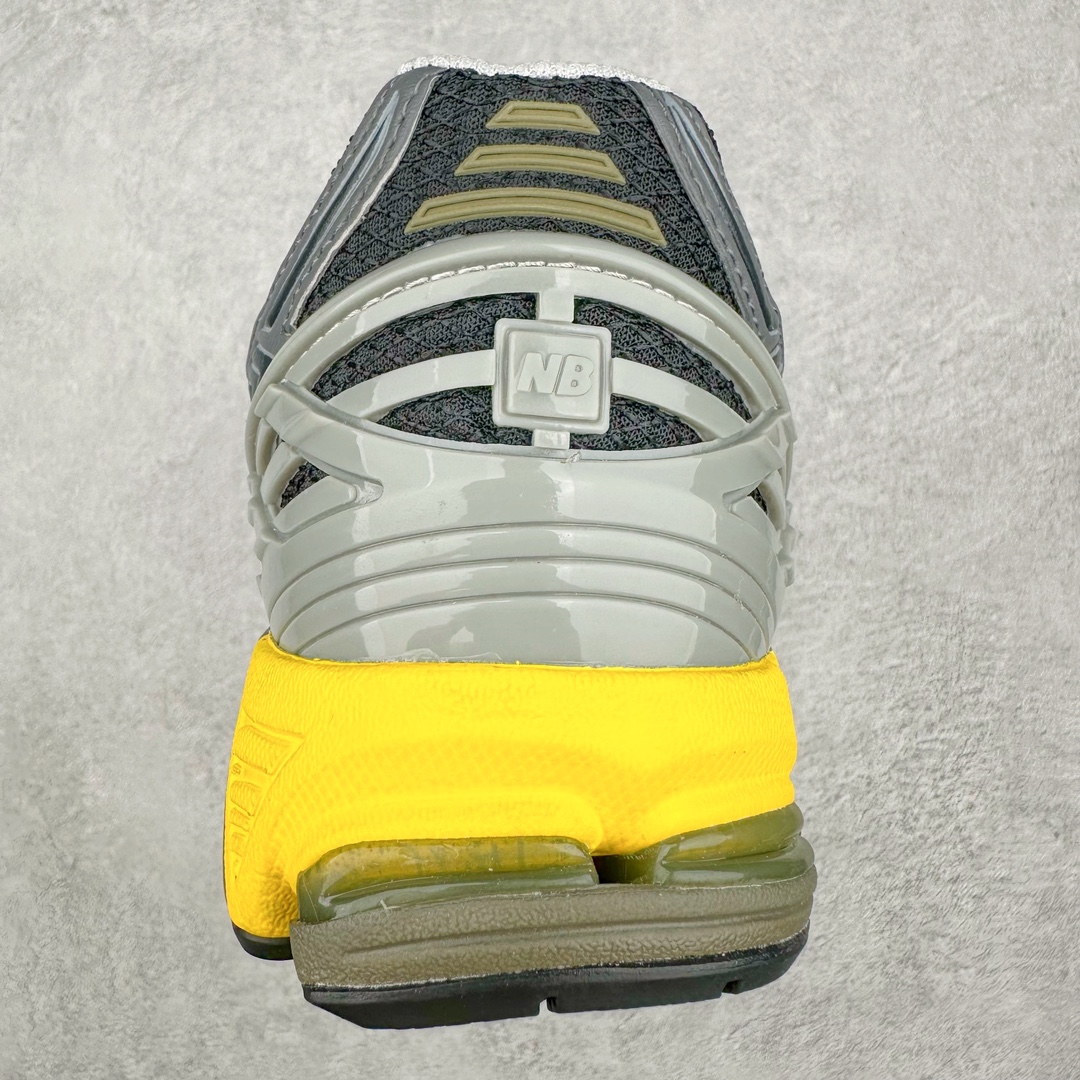 图片[8]-New Balance M1906R NB新百伦系列复古老爹风休闲运动慢跑鞋 采用轻质牛剖革拼接透气网眼衬垫织物鞋面材质 T-Beam大底提供足步弓支撑 保持步态稳定#后跟搭载外露缓震胶 鞋身整体以各种深浅不一的灰色覆盖 鞋头以淡蓝色调装饰，网眼衬垫通过不规律的色块实现做旧的美感 泛黄的鞋底更是进一步增添了复古气息 尺码：36 37 37.5 38 38.5 39.5 40 40.5 41.5 42 42.5 43 44 45-选品中心