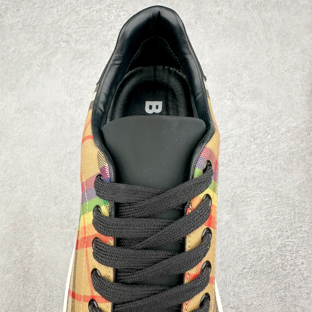 图片[5]-Burberry 巴宝莉 最新官网同款原单品质 鞋面进口布面 经典纹路 超柔软大底 论材料做工完胜市场所有版本 最高品质出货 凸显品牌独特魅力 上脚十分舒适 尺码：39-44-选品中心