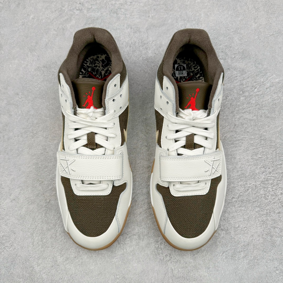 图片[2]-＃KZ纯原 Travis Scott x Jordan AJ Cut The Check TS倒钩联名魔术贴篮球鞋 军绿白 FZ8117-100 注意默认配原盒盒子配套布袋不用加钱 退货丢失扣30元 原厂全套原楦原纸板冲刀磨具开发 原厂皮料加持 原厂港宝加持定型后跟R度完美 同源原厂电绣 鬼脸飞翼针数密度立体效果一致 百分百一致原鞋 原厂拉帮工艺 针距密度一致 后跟弧度收口自然不对折 极致一眼正品既视感 进口玻璃冲刀皮料裁剪零毛边 全鞋电脑针车工艺 品控清洁度最高QC检验标准 免检产品 原厂订购鞋盒、布袋、鞋标、防尘纸、鞋撑、鞋带 追求极致的原厂味道 配色方面采用白色为基础 搭配棕色框架呈现 完美还原了初代倒钩的配色设计 细节方面 标志性的反钩Swoosh采用米色点缀 鞋面还带有特殊的魔术贴细节 此外在鞋舌、后跟部分均带有Cactus Jack厂牌Logo 彰显鞋款特殊身份 尺码：36 36.5 37.5 38 38.5 39 40 40.5 41 42 42.5 43 44 44.5 45 46 47.5-选品中心