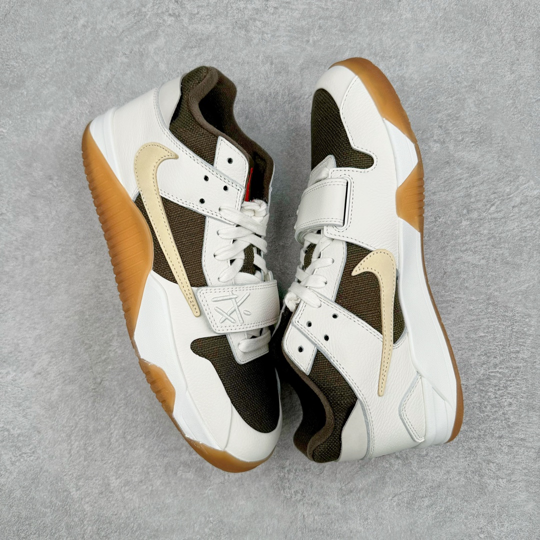 图片[3]-＃KZ纯原 Travis Scott x Jordan AJ Cut The Check TS倒钩联名魔术贴篮球鞋 军绿白 FZ8117-100 注意默认配原盒盒子配套布袋不用加钱 退货丢失扣30元 原厂全套原楦原纸板冲刀磨具开发 原厂皮料加持 原厂港宝加持定型后跟R度完美 同源原厂电绣 鬼脸飞翼针数密度立体效果一致 百分百一致原鞋 原厂拉帮工艺 针距密度一致 后跟弧度收口自然不对折 极致一眼正品既视感 进口玻璃冲刀皮料裁剪零毛边 全鞋电脑针车工艺 品控清洁度最高QC检验标准 免检产品 原厂订购鞋盒、布袋、鞋标、防尘纸、鞋撑、鞋带 追求极致的原厂味道 配色方面采用白色为基础 搭配棕色框架呈现 完美还原了初代倒钩的配色设计 细节方面 标志性的反钩Swoosh采用米色点缀 鞋面还带有特殊的魔术贴细节 此外在鞋舌、后跟部分均带有Cactus Jack厂牌Logo 彰显鞋款特殊身份 尺码：36 36.5 37.5 38 38.5 39 40 40.5 41 42 42.5 43 44 44.5 45 46 47.5-选品中心