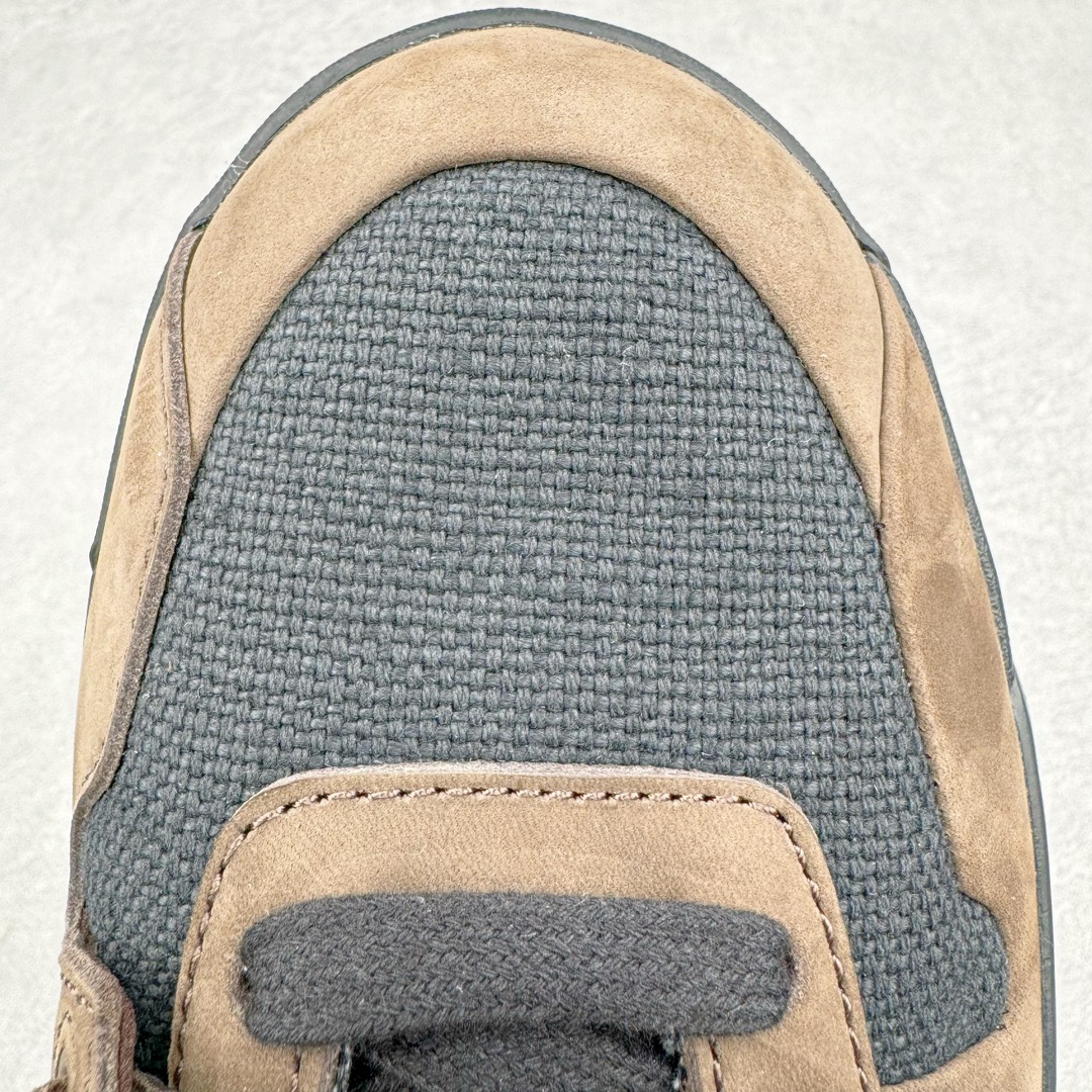 图片[18]-＃KZ纯原 Travis Scott x Jordan AJ Cut The Check TS倒钩联名魔术贴篮球鞋 黑棕 FZ8117-204 注意默认配原盒盒子配套布袋不用加钱 退货丢失扣30元 原厂全套原楦原纸板冲刀磨具开发 原厂皮料加持 原厂港宝加持定型后跟R度完美 同源原厂电绣 鬼脸飞翼针数密度立体效果一致 百分百一致原鞋 原厂拉帮工艺 针距密度一致 后跟弧度收口自然不对折 极致一眼正品既视感 进口玻璃冲刀皮料裁剪零毛边 全鞋电脑针车工艺 品控清洁度最高QC检验标准 免检产品 原厂订购鞋盒、布袋、鞋标、防尘纸、鞋撑、鞋带 追求极致的原厂味道 配色方面采用白色为基础 搭配棕色框架呈现 完美还原了初代倒钩的配色设计 细节方面 标志性的反钩Swoosh采用米色点缀 鞋面还带有特殊的魔术贴细节 此外在鞋舌、后跟部分均带有Cactus Jack厂牌Logo 彰显鞋款特殊身份 尺码：36 36.5 37.5 38 38.5 39 40 40.5 41 42 42.5 43 44 44.5 45 46 47.5-选品中心