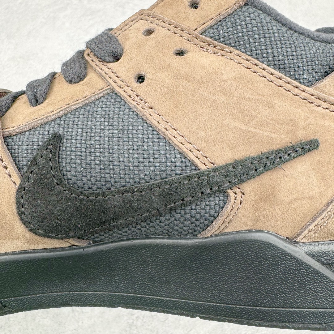 图片[21]-＃KZ纯原 Travis Scott x Jordan AJ Cut The Check TS倒钩联名魔术贴篮球鞋 黑棕 FZ8117-204 注意默认配原盒盒子配套布袋不用加钱 退货丢失扣30元 原厂全套原楦原纸板冲刀磨具开发 原厂皮料加持 原厂港宝加持定型后跟R度完美 同源原厂电绣 鬼脸飞翼针数密度立体效果一致 百分百一致原鞋 原厂拉帮工艺 针距密度一致 后跟弧度收口自然不对折 极致一眼正品既视感 进口玻璃冲刀皮料裁剪零毛边 全鞋电脑针车工艺 品控清洁度最高QC检验标准 免检产品 原厂订购鞋盒、布袋、鞋标、防尘纸、鞋撑、鞋带 追求极致的原厂味道 配色方面采用白色为基础 搭配棕色框架呈现 完美还原了初代倒钩的配色设计 细节方面 标志性的反钩Swoosh采用米色点缀 鞋面还带有特殊的魔术贴细节 此外在鞋舌、后跟部分均带有Cactus Jack厂牌Logo 彰显鞋款特殊身份 尺码：36 36.5 37.5 38 38.5 39 40 40.5 41 42 42.5 43 44 44.5 45 46 47.5-选品中心