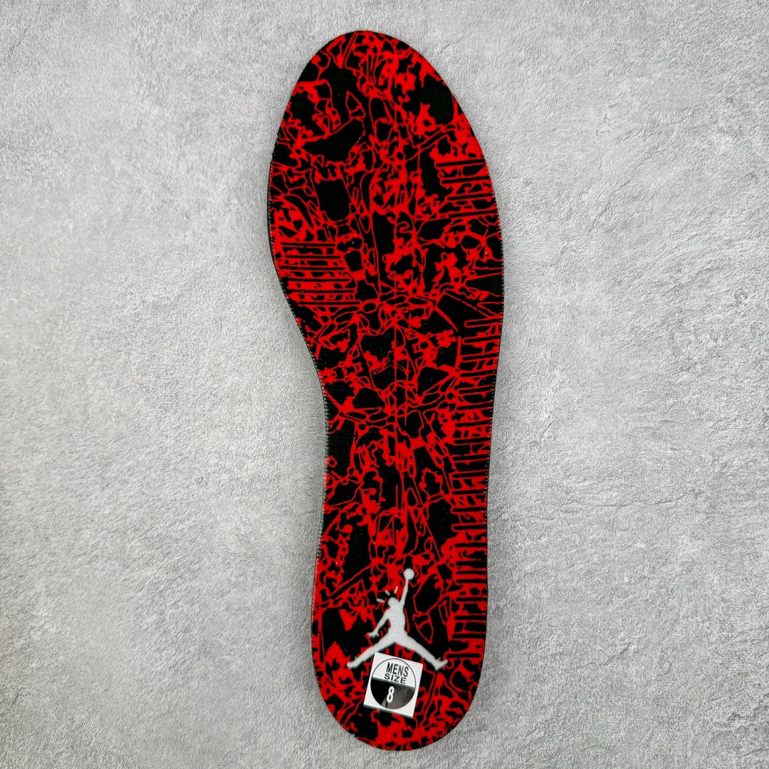 图片[10]-＃KZ纯原 Travis Scott x Jordan AJ Cut The Check TS倒钩联名魔术贴篮球鞋 白黑红 FZ8117-101 注意默认配原盒盒子配套布袋不用加钱 退货丢失扣30元 原厂全套原楦原纸板冲刀磨具开发 原厂皮料加持 原厂港宝加持定型后跟R度完美 同源原厂电绣 鬼脸飞翼针数密度立体效果一致 百分百一致原鞋 原厂拉帮工艺 针距密度一致 后跟弧度收口自然不对折 极致一眼正品既视感 进口玻璃冲刀皮料裁剪零毛边 全鞋电脑针车工艺 品控清洁度最高QC检验标准 免检产品 原厂订购鞋盒、布袋、鞋标、防尘纸、鞋撑、鞋带 追求极致的原厂味道 配色方面采用白色为基础 搭配棕色框架呈现 完美还原了初代倒钩的配色设计 细节方面 标志性的反钩Swoosh采用米色点缀 鞋面还带有特殊的魔术贴细节 此外在鞋舌、后跟部分均带有Cactus Jack厂牌Logo 彰显鞋款特殊身份 尺码：36 36.5 37.5 38 38.5 39 40 40.5 41 42 42.5 43 44 44.5 45 46 47.5-选品中心