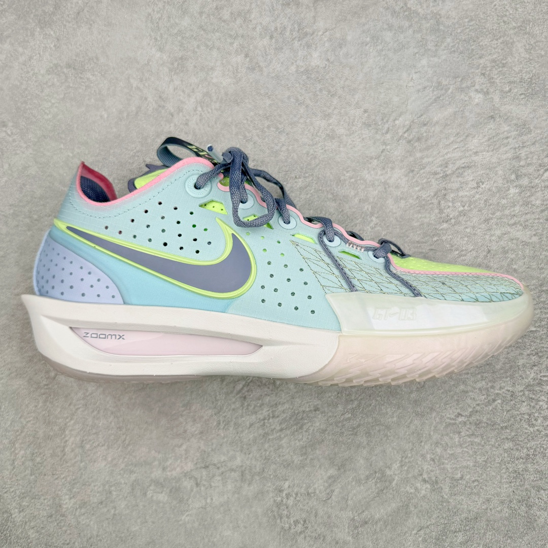 ＃灭世/Max Nk Air Zoom G.T.Cut 3 EP 实战系列篮球鞋 DV2913-401 全新GT Cut 3.0 全掌搭载了 ZoomX 泡棉 使得整双鞋在缓震表现上可谓相当优秀 拥有着顶级科技配置的同时 颜值设计也非常可观 整体鞋型仍然保留了前低后高的设计 G.T. Cut 传统的突进极速突破的感觉 鞋头麂皮材质和 NK Flywire 飞线工艺 相对来说包裹感更好了 必备的TPU 支撑片 两侧 Swoosh 的透气孔设计 起到散热透气的作用 鞋舌采用类似跑鞋的半开叉式设计 搭配鞋带既可以提升包裹感 又降低了运动中鞋舌乱跑的可能性 鞋子内里填充相当厚实 避免掉跟 尺码：39 40 40.5 41 42 42.5 43 44 44.5 45 46-选品中心