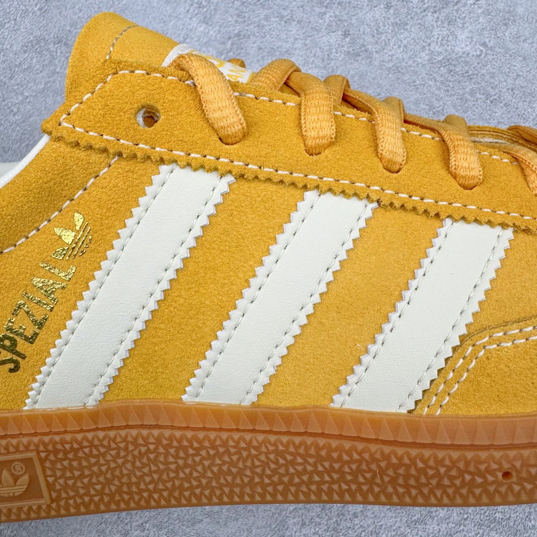 图片[17]-＃C版纯原 AD Originals Handball SPZL 手球运动员系列百搭休闲运动板鞋 IF7088 这款来自阿迪达斯的这款HANDBALL SPZL前身是一双手球运动鞋，这一次拿来复刻，所以鞋面的主要色彩选用了黑色， 鞋面外侧除了Spezial字母之外还有三叶草标志。Handball SPZL作为复古手球训练鞋与作为室内足球鞋的Samba有着异曲同工之处，但是质感更为出众的鞋身以及丰富的配色选择比起Samba来讲可以说是更胜一筹了！尺码：36 36⅔ 37⅓ 38 38⅔ 39⅓ 40 40⅔ 41⅓ 42 42⅔ 43⅓ 44 45-选品中心