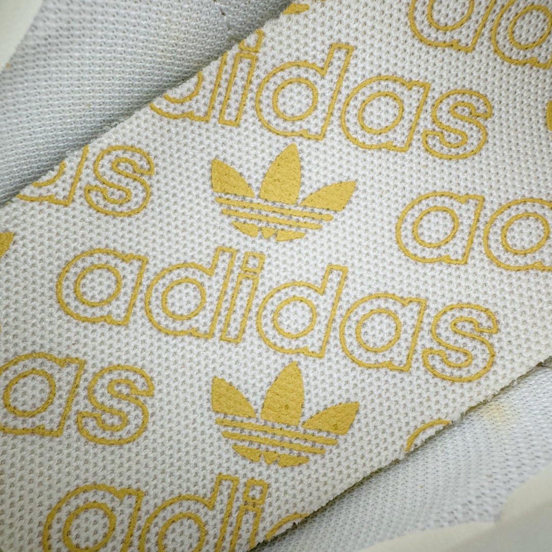 图片[11]-＃C版纯原 AD Originals Handball SPZL 手球运动员系列百搭休闲运动板鞋 IF7088 这款来自阿迪达斯的这款HANDBALL SPZL前身是一双手球运动鞋，这一次拿来复刻，所以鞋面的主要色彩选用了黑色， 鞋面外侧除了Spezial字母之外还有三叶草标志。Handball SPZL作为复古手球训练鞋与作为室内足球鞋的Samba有着异曲同工之处，但是质感更为出众的鞋身以及丰富的配色选择比起Samba来讲可以说是更胜一筹了！尺码：36 36⅔ 37⅓ 38 38⅔ 39⅓ 40 40⅔ 41⅓ 42 42⅔ 43⅓ 44 45-选品中心