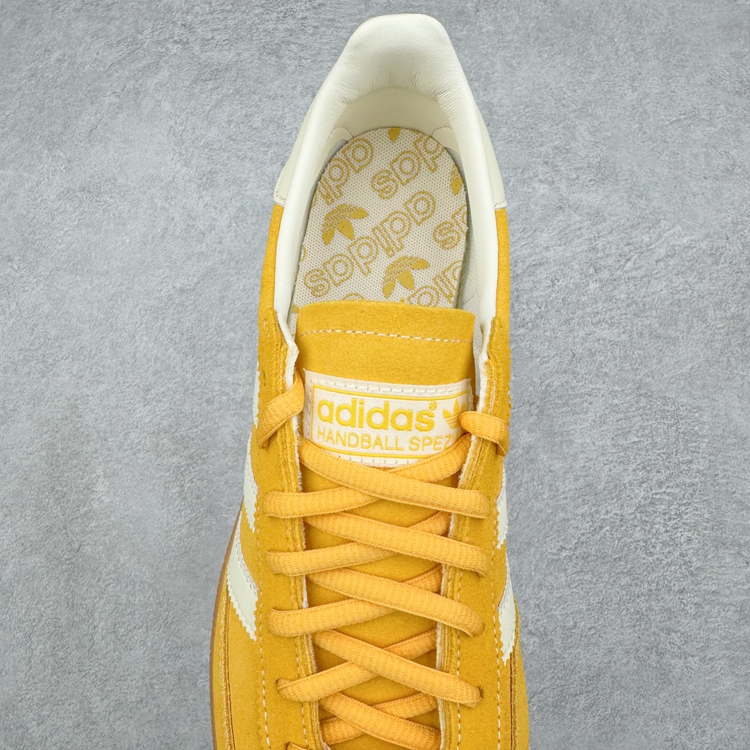 图片[5]-＃C版纯原 AD Originals Handball SPZL 手球运动员系列百搭休闲运动板鞋 IF7088 这款来自阿迪达斯的这款HANDBALL SPZL前身是一双手球运动鞋，这一次拿来复刻，所以鞋面的主要色彩选用了黑色， 鞋面外侧除了Spezial字母之外还有三叶草标志。Handball SPZL作为复古手球训练鞋与作为室内足球鞋的Samba有着异曲同工之处，但是质感更为出众的鞋身以及丰富的配色选择比起Samba来讲可以说是更胜一筹了！尺码：36 36⅔ 37⅓ 38 38⅔ 39⅓ 40 40⅔ 41⅓ 42 42⅔ 43⅓ 44 45-选品中心