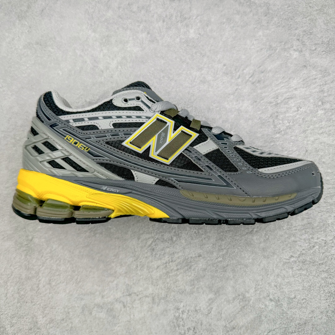 New Balance M1906R NB新百伦系列复古老爹风休闲运动慢跑鞋 采用轻质牛剖革拼接透气网眼衬垫织物鞋面材质 T-Beam大底提供足步弓支撑 保持步态稳定#后跟搭载外露缓震胶 鞋身整体以各种深浅不一的灰色覆盖 鞋头以淡蓝色调装饰，网眼衬垫通过不规律的色块实现做旧的美感 泛黄的鞋底更是进一步增添了复古气息 尺码：36 37 37.5 38 38.5 39.5 40 40.5 41.5 42 42.5 43 44 45-选品中心
