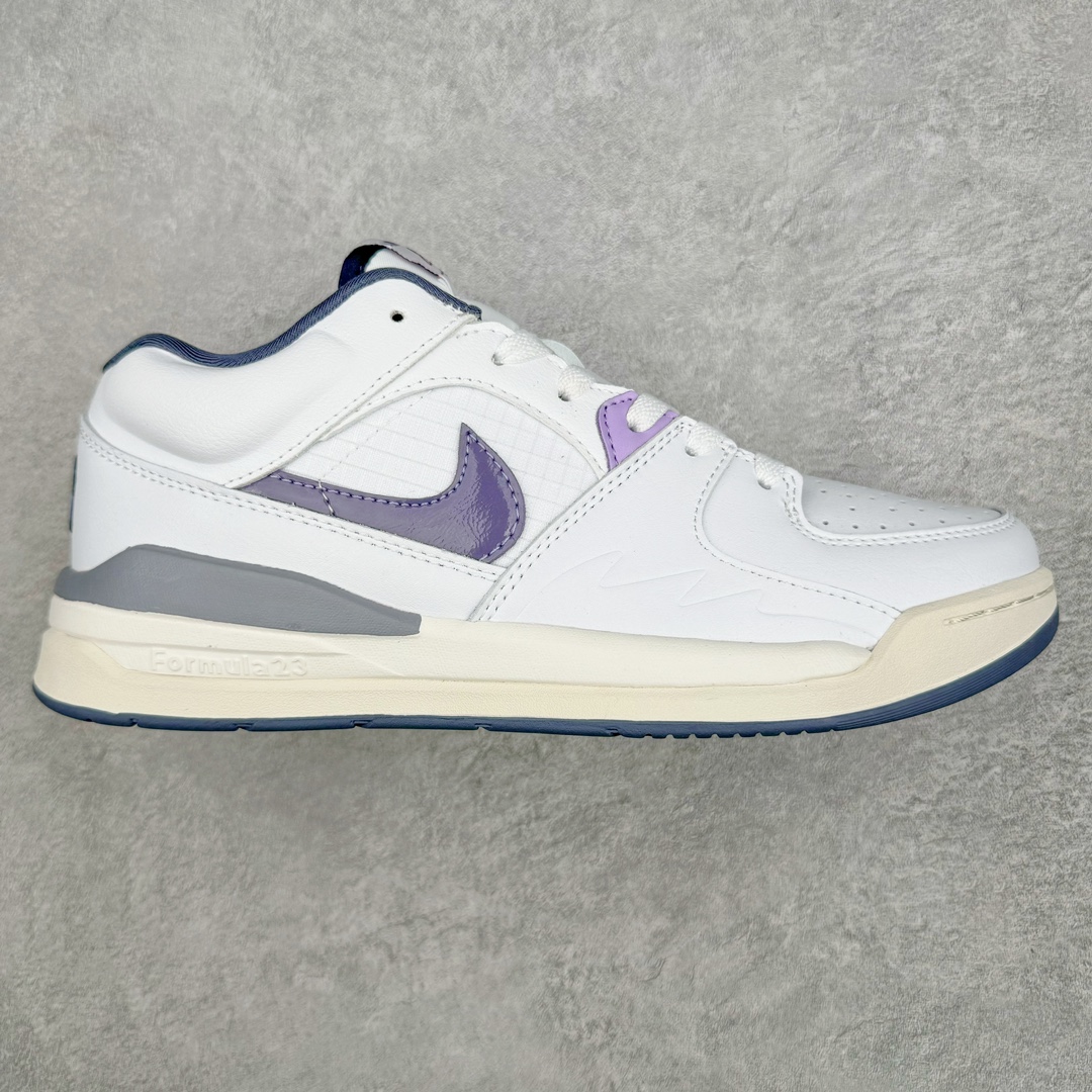 Air Jordan Stadium AJ90 潮流运动板鞋 FZ5696-041 充满了对TinkerHathield 原创设计的致敬 包括中足网状面板、前足外侧的鲨鱼齿轮廓、加垫鞋领和 NK Air 鞋跟品牌 鞋子本身采用网眼、皮革和绒面革材料混合制成 散发出现代美感 并配备了该品牌全新的 Formula 23 足底缓震技术 AirJordan Stadium 90 鞋舌标签在鞋舌内侧印有“Flight”字样 完善了设计 尺码：36 36.5 37.5 38 38.5 39 40 40.5 41 42 42.5 43 44 44.5 45-选品中心