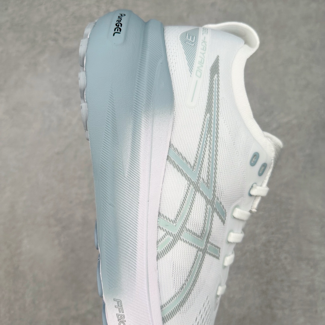 图片[6]-Asics Gel-Kayano 31 亚瑟士卡亚诺31代低帮专业有氧超轻量休闲运动全能慢跑鞋全球知名运动品牌ASICS正式推出新款GEL-KAYANO 31跑鞋，旨在通过全新稳定结构以提升产品可适性，满足跑者的足部稳定需求，让每一位跑者从起跑到结束都能够感受到焕然一新的稳定性与舒适性，从而帮助更多人找到身心平衡，获得自在舒适的健康生活方式。秉持着ASICS亚瑟士的设计哲学，全新一代GEL-KAYANO 31应运而生。为进一步升级产品的稳定性，GEL-KAYANO 31采用了全新4D引导系统，通过内侧稳定装置提升可适性，满足足部稳定需求，帮助足弓迅速返回到平衡位置。作为基于生物力学研究打造的全新稳定结构，4D引导系统不仅提升了跑鞋对双脚的支撑性，它还将人体不同的运动状态纳入设计考量，帮助跑者在多种跑动强度下获得充足的稳定性和理想的舒适度。尺码：36 37 37.5 38 39.5 40 40.5 41.5 42 42.5 43.5 44 44.5 45-选品中心