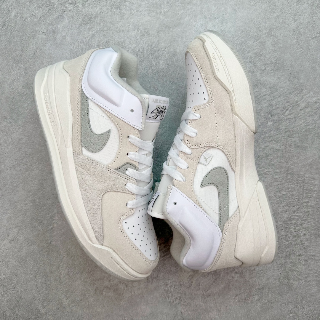 图片[3]-＃福利特价 Air Jordan Stadium AJ90 潮流运动板鞋 充满了对TinkerHathield 原创设计的致敬 包括中足网状面板、前足外侧的鲨鱼齿轮廓、加垫鞋领和 NK Air 鞋跟品牌 鞋子本身采用网眼、皮革和绒面革材料混合制成 散发出现代美感 并配备了该品牌全新的 Formula 23 足底缓震技术 AirJordan Stadium 90 鞋舌标签在鞋舌内侧印有“Flight”字样 完善了设计 尺码：36 36.5 37.5 38 38.5 39 40 40.5 41 42 42.5 43 44 44.5 45-选品中心