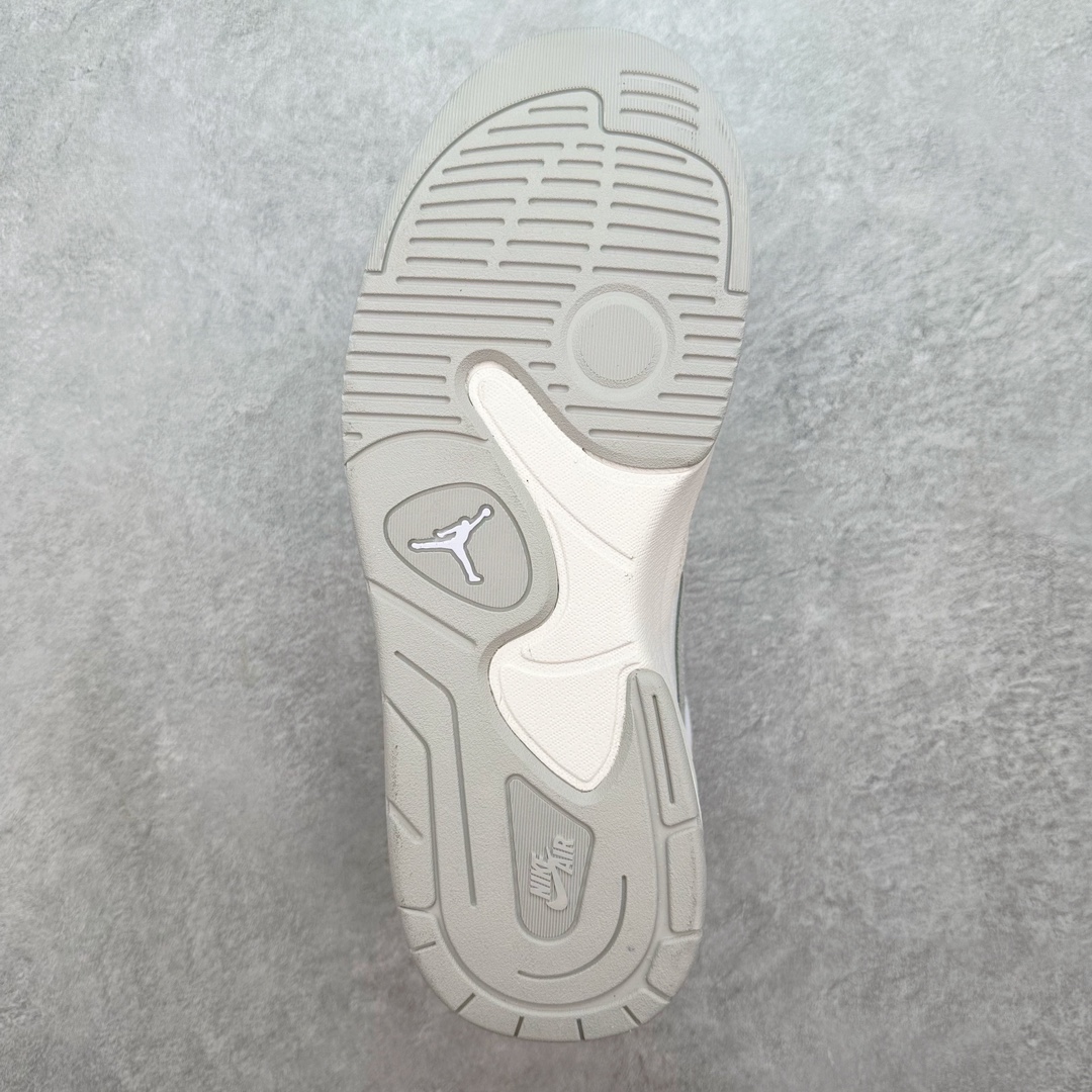 图片[9]-＃福利特价 Air Jordan Stadium AJ90 潮流运动板鞋 充满了对TinkerHathield 原创设计的致敬 包括中足网状面板、前足外侧的鲨鱼齿轮廓、加垫鞋领和 NK Air 鞋跟品牌 鞋子本身采用网眼、皮革和绒面革材料混合制成 散发出现代美感 并配备了该品牌全新的 Formula 23 足底缓震技术 AirJordan Stadium 90 鞋舌标签在鞋舌内侧印有“Flight”字样 完善了设计 尺码：36 36.5 37.5 38 38.5 39 40 40.5 41 42 42.5 43 44 44.5 45-选品中心