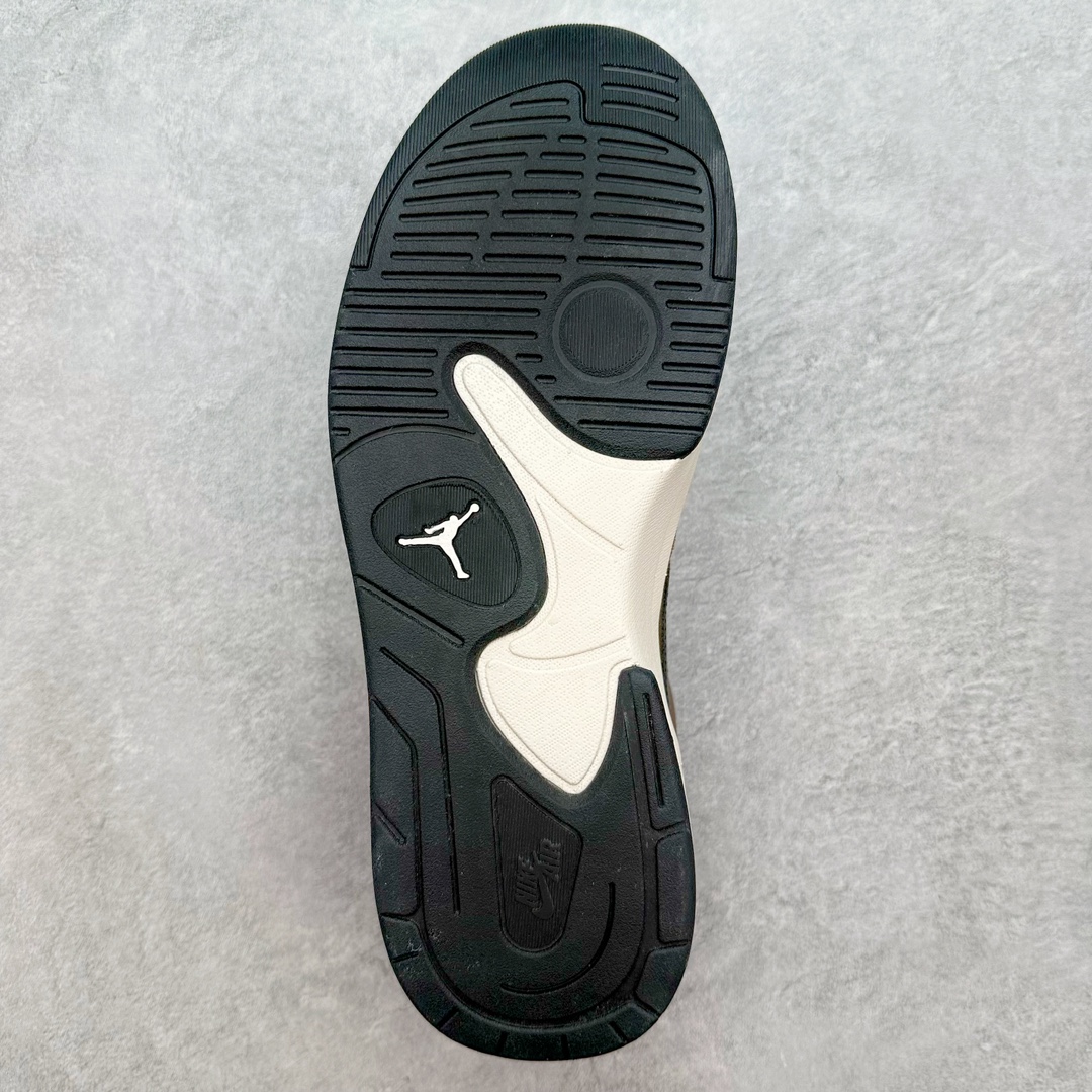 图片[9]-＃福利特价 Air Jordan Stadium AJ90 潮流运动板鞋 充满了对TinkerHathield 原创设计的致敬 包括中足网状面板、前足外侧的鲨鱼齿轮廓、加垫鞋领和 NK Air 鞋跟品牌 鞋子本身采用网眼、皮革和绒面革材料混合制成 散发出现代美感 并配备了该品牌全新的 Formula 23 足底缓震技术 AirJordan Stadium 90 鞋舌标签在鞋舌内侧印有“Flight”字样 完善了设计 尺码：36 36.5 37.5 38 38.5 39 40 40.5 41 42 42.5 43 44 44.5 45-选品中心