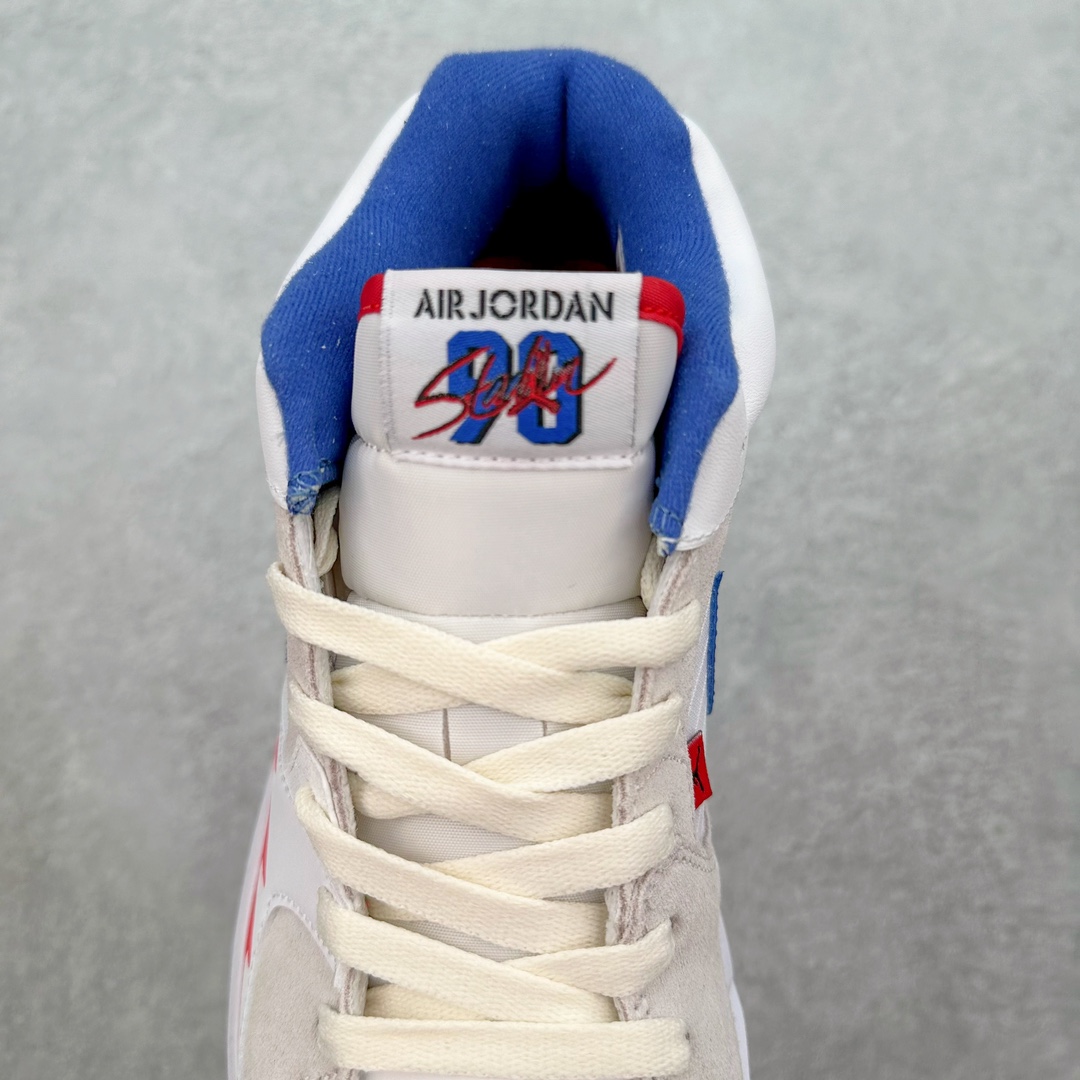 图片[5]-＃福利特价 Air Jordan Stadium AJ90 潮流运动板鞋 充满了对TinkerHathield 原创设计的致敬 包括中足网状面板、前足外侧的鲨鱼齿轮廓、加垫鞋领和 NK Air 鞋跟品牌 鞋子本身采用网眼、皮革和绒面革材料混合制成 散发出现代美感 并配备了该品牌全新的 Formula 23 足底缓震技术 AirJordan Stadium 90 鞋舌标签在鞋舌内侧印有“Flight”字样 完善了设计 尺码：36 36.5 37.5 38 38.5 39 40 40.5 41 42 42.5 43 44 44.5 45-选品中心