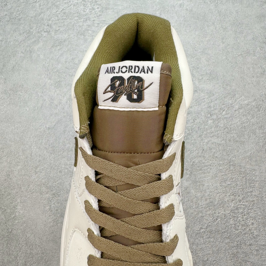 图片[5]-＃福利特价 Air Jordan Stadium AJ90 潮流运动板鞋 充满了对TinkerHathield 原创设计的致敬 包括中足网状面板、前足外侧的鲨鱼齿轮廓、加垫鞋领和 NK Air 鞋跟品牌 鞋子本身采用网眼、皮革和绒面革材料混合制成 散发出现代美感 并配备了该品牌全新的 Formula 23 足底缓震技术 AirJordan Stadium 90 鞋舌标签在鞋舌内侧印有“Flight”字样 完善了设计 尺码：36 36.5 37.5 38 38.5 39 40 40.5 41 42 42.5 43 44 44.5 45-选品中心