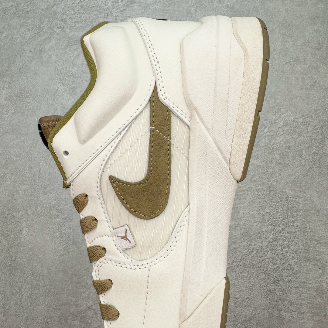 图片[7]-＃福利特价 Air Jordan Stadium AJ90 潮流运动板鞋 充满了对TinkerHathield 原创设计的致敬 包括中足网状面板、前足外侧的鲨鱼齿轮廓、加垫鞋领和 NK Air 鞋跟品牌 鞋子本身采用网眼、皮革和绒面革材料混合制成 散发出现代美感 并配备了该品牌全新的 Formula 23 足底缓震技术 AirJordan Stadium 90 鞋舌标签在鞋舌内侧印有“Flight”字样 完善了设计 尺码：36 36.5 37.5 38 38.5 39 40 40.5 41 42 42.5 43 44 44.5 45-选品中心