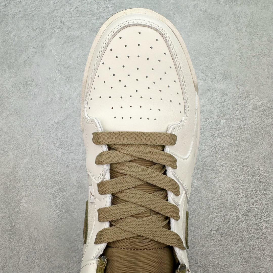 图片[4]-＃福利特价 Air Jordan Stadium AJ90 潮流运动板鞋 充满了对TinkerHathield 原创设计的致敬 包括中足网状面板、前足外侧的鲨鱼齿轮廓、加垫鞋领和 NK Air 鞋跟品牌 鞋子本身采用网眼、皮革和绒面革材料混合制成 散发出现代美感 并配备了该品牌全新的 Formula 23 足底缓震技术 AirJordan Stadium 90 鞋舌标签在鞋舌内侧印有“Flight”字样 完善了设计 尺码：36 36.5 37.5 38 38.5 39 40 40.5 41 42 42.5 43 44 44.5 45-选品中心