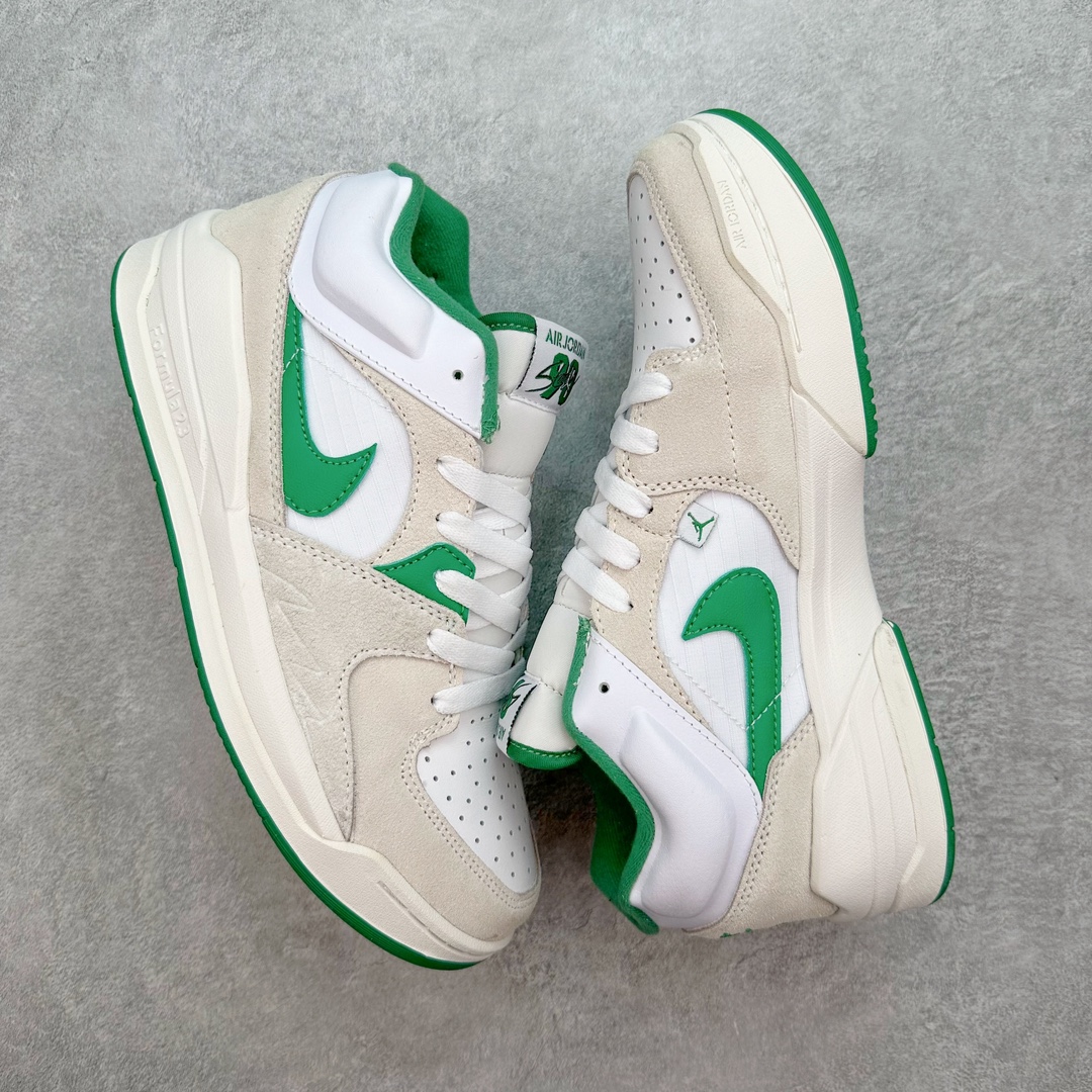 图片[3]-＃福利特价 Air Jordan Stadium AJ90 潮流运动板鞋 充满了对TinkerHathield 原创设计的致敬 包括中足网状面板、前足外侧的鲨鱼齿轮廓、加垫鞋领和 NK Air 鞋跟品牌 鞋子本身采用网眼、皮革和绒面革材料混合制成 散发出现代美感 并配备了该品牌全新的 Formula 23 足底缓震技术 AirJordan Stadium 90 鞋舌标签在鞋舌内侧印有“Flight”字样 完善了设计 尺码：36 36.5 37.5 38 38.5 39 40 40.5 41 42 42.5 43 44 44.5 45-选品中心