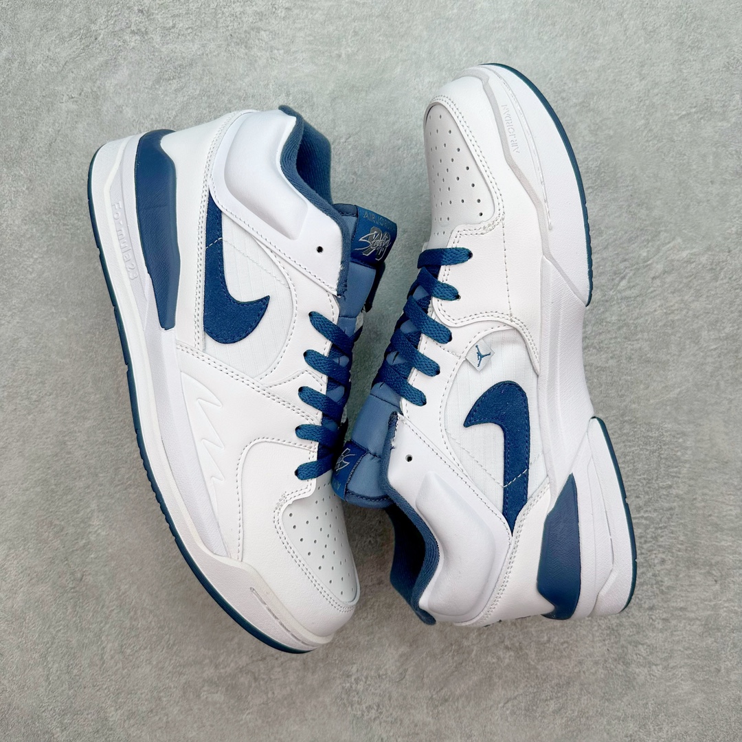 图片[3]-＃福利特价 Air Jordan Stadium AJ90 潮流运动板鞋 充满了对TinkerHathield 原创设计的致敬 包括中足网状面板、前足外侧的鲨鱼齿轮廓、加垫鞋领和 NK Air 鞋跟品牌 鞋子本身采用网眼、皮革和绒面革材料混合制成 散发出现代美感 并配备了该品牌全新的 Formula 23 足底缓震技术 AirJordan Stadium 90 鞋舌标签在鞋舌内侧印有“Flight”字样 完善了设计 尺码：36 36.5 37.5 38 38.5 39 40 40.5 41 42 42.5 43 44 44.5 45-选品中心