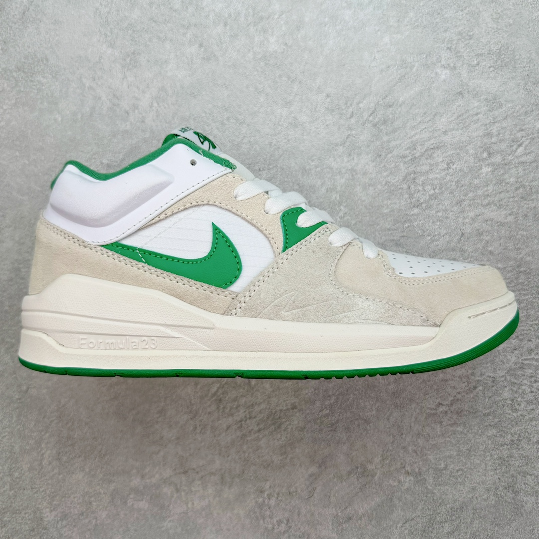 ＃福利特价 Air Jordan Stadium AJ90 潮流运动板鞋 充满了对TinkerHathield 原创设计的致敬 包括中足网状面板、前足外侧的鲨鱼齿轮廓、加垫鞋领和 NK Air 鞋跟品牌 鞋子本身采用网眼、皮革和绒面革材料混合制成 散发出现代美感 并配备了该品牌全新的 Formula 23 足底缓震技术 AirJordan Stadium 90 鞋舌标签在鞋舌内侧印有“Flight”字样 完善了设计 尺码：36 36.5 37.5 38 38.5 39 40 40.5 41 42 42.5 43 44 44.5 45-选品中心