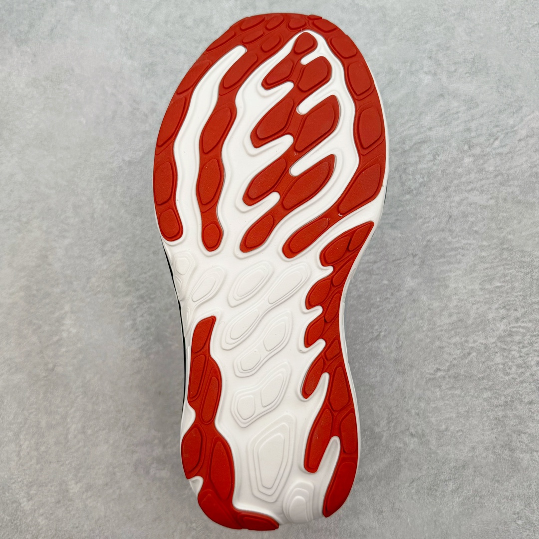 图片[9]-＃C版 New Balance Fresh Foam X Vongo NB新百伦 V6系列低帮轻量化厚底健身休闲运动慢跑鞋 原楦原纸版开发#采用一体式工程网眼鞋面及热熔Logo细节#中底嵌入Fresh Foam X 中底轻量化泡沫技术#组合防滑耐磨橡胶外底片❗️更厚更弹,NB舒适健步跑鞋!近赏｜无论是日常慢跑，还是City Walk，它都可轻松应对提起今年最流行的事情，想必在你所在的城市来一段City Walk，带给你久违的松弛感、治愈你柔软的需要的New Balance NB Vongo v6顶级稳定支撑跑鞋 | Vongo v6是New Balance顶级稳定支撑训练鞋，稳定性出色，功能强大，舒适度高。中底使用的是NB最新的Fresh Foam X泡棉，内嵌一款TPU板，增加稳定性。可以进行日常长距离训练。尺码：36 37 37.5 38 38.5 39.5 40 40.5 41.5 42 42.5 43 44 45-选品中心