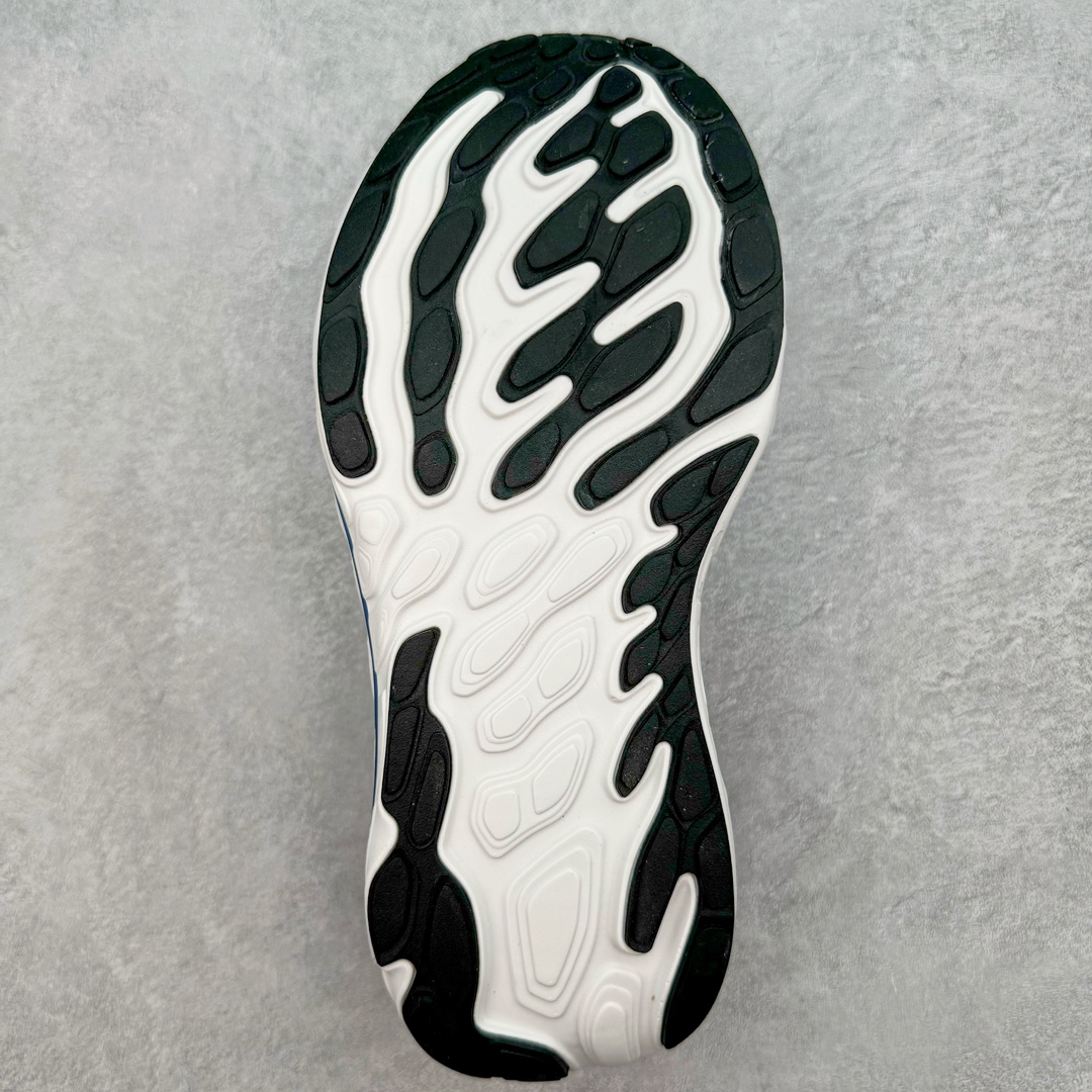 图片[9]-＃C版 New Balance Fresh Foam X Vongo NB新百伦 V6系列低帮轻量化厚底健身休闲运动慢跑鞋 原楦原纸版开发#采用一体式工程网眼鞋面及热熔Logo细节#中底嵌入Fresh Foam X 中底轻量化泡沫技术#组合防滑耐磨橡胶外底片❗️更厚更弹,NB舒适健步跑鞋!近赏｜无论是日常慢跑，还是City Walk，它都可轻松应对提起今年最流行的事情，想必在你所在的城市来一段City Walk，带给你久违的松弛感、治愈你柔软的需要的New Balance NB Vongo v6顶级稳定支撑跑鞋 | Vongo v6是New Balance顶级稳定支撑训练鞋，稳定性出色，功能强大，舒适度高。中底使用的是NB最新的Fresh Foam X泡棉，内嵌一款TPU板，增加稳定性。可以进行日常长距离训练。尺码：36 37 37.5 38 38.5 39.5 40 40.5 41.5 42 42.5 43 44 45-选品中心