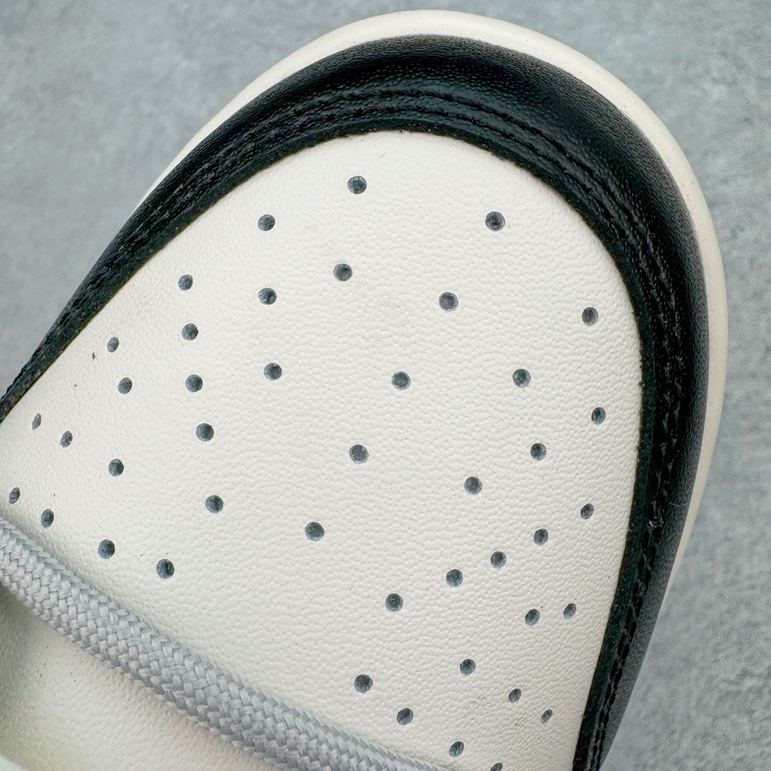 图片[15]-＃YC纯原福利 NK Dunk Low 星际迷航 黑白绿 DV0833-101 定制系列天花板 无原鞋不开发 全系列得物原鞋一比一校对开发 配色持续更新中 终端对接 优势输出 全套原厂楦头原纸板数据档案倾力打造 原汁原味莞产 极致还原 圈内最强针车工艺 高端零售指定版 广东原厂配套原盒原标 鞋盒分三个尺码段 原厂冲刀 超高清洁度 全鞋零毛边皮料切割 采用原厂百宏鞋带以及原厂百宏织唛舌标 内标可供原厂几率过验 进口原装条纹中底布 四线拉帮白色点胶 原厂拉帮手法遵循公司 原厂电绣 极致还原 尺码：35.5 36 36.5 37.5 38 38.5 39 40 40.5 41 42 42.5 43 44 44.5 45 46 47.5-选品中心