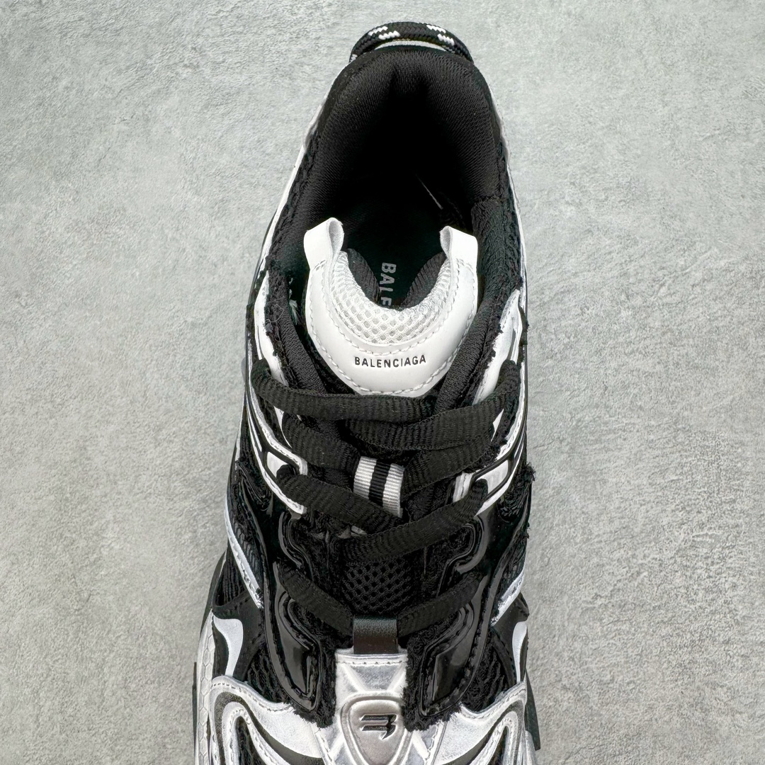 图片[5]-＃VG零售版 BALENCIAGA Runner Sneaker 巴黎世家七代慢跑系列低帮复古野跑潮流运动鞋老爹鞋 尼龙和网布材质 磨损效果 鞋头边缘印有尺码 背面浮印尺码 外侧印有跑者徽标 鞋舌刺绣 Balenciaga 品牌标识 鞋跟背面 Balenciaga品牌标识 材质采用65%聚氨酯、35%聚酯纤维 全新 Runner 鞋型轮廓借鉴于 2000 年初的复古线条 搭载大网眼面料制成鞋面基础，由粉色、白色尼龍与橡胶质地覆盖鞋面诠释线条感 当中透过几道手缝线与折损痕更是精准的掌握历经时间淬炼的破旧痕迹 延续其手法至鞋领、鞋跟、鞋带、中底等部分均饰有破损及脏污之貌 尤其是鞋领处与鞋带孔眼条更是采用不规则做旧技术将内容物泡棉随机露出 尺码：35 36 37 38 39 40 41 42 43 44 45 46-选品中心