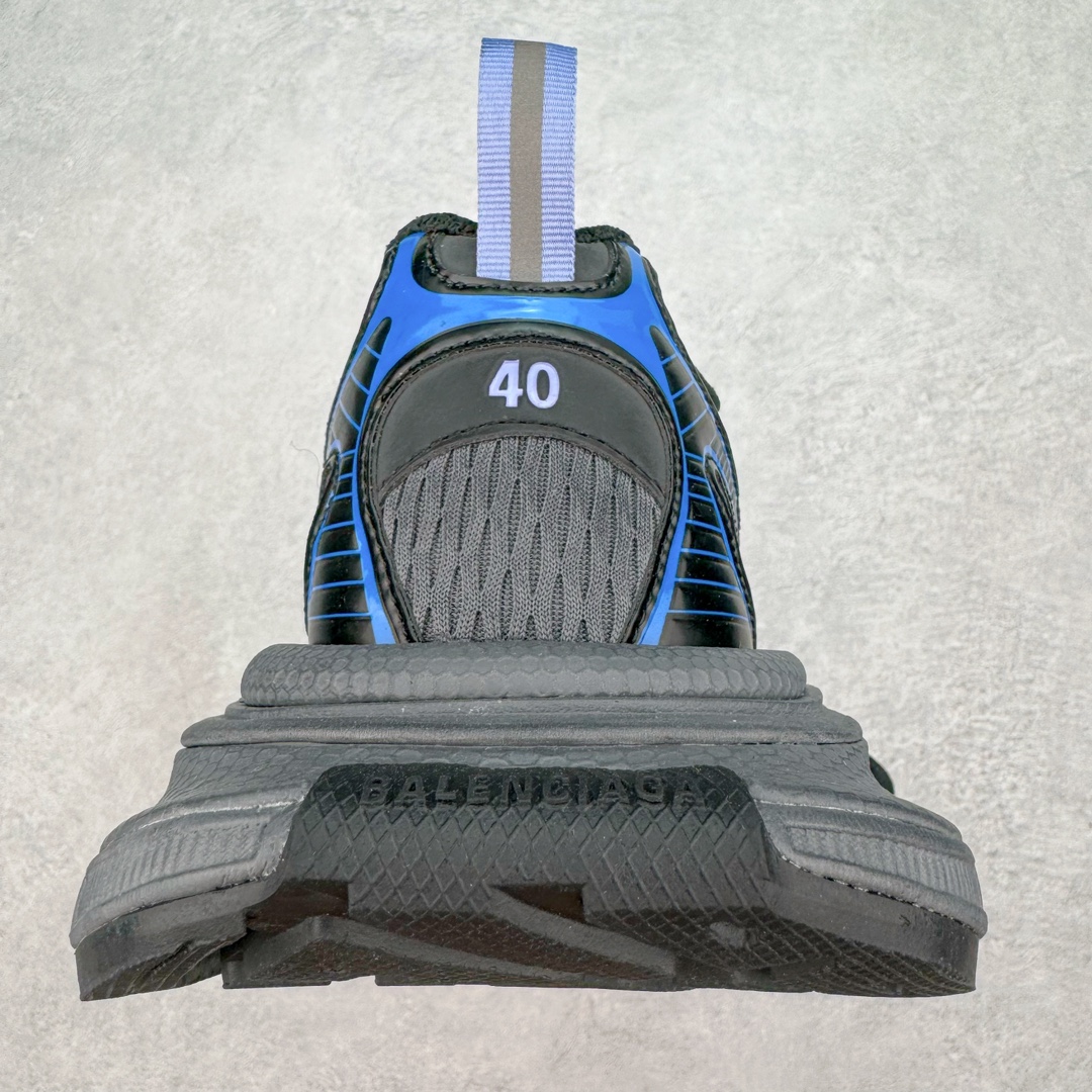 图片[8]-＃VG零售版 BALENCIAGA 3XL Sneakers 巴黎世家十代网布系带低帮走秀复古老爹鞋 全套原纸板楦头开发 最原汁原味的灵魂版型 全鞋荧光划线卡点 胶水把控整洁度追求极致完美 每一双都是工艺品 多重QC质检 超越公司货的品控标准 实实在在的免检产品 原盒原配 正确字体电绣 粗细、位置、大小正确 侧边TPU 透气孔匹配意产原版 正确分离大底 TPU软底 原版一致大底LOGO 立体感十足 原厂皮料水洗做旧 采购原厂网纱 不含皮革 网布材料和聚氨酯 磨损效果 鞋头边缘和后帮 Balenciaga 徽标 鞋面和后跟凸印尺码 鞋舌 3XL 橡胶品牌标识和反光细节 鞋帮拉袢和鞋舌拉祥 配反光细节 备用鞋带在鞋履前侧 可在穿着前取下 便于不同造型搭配 正常尺码 尺码：35 36 37 38 39 40 41 42 43 44 45 46-选品中心