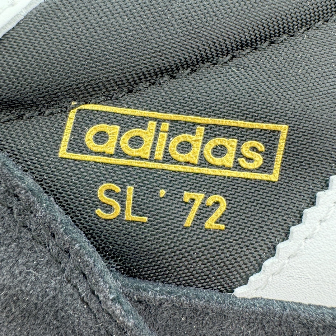 图片[18]-＃CS AD Wmns SL72 OG 系列德训足球风百搭低帮休闲运动板鞋 JI1282 采用高弹EVA+MODEL+RB三层组合底 区别市面RB一体大底 三层组合鞋底重量与原鞋一致 Originals 将有「T 头鞋」造型的诞生于 1972 年的 SL72 鞋款复刻带回 各位买鞋又有新选择了 1972 年 SL72 问世后 引领了后来阿迪达斯的跑鞋发展方向 其中「SL」代表了 Super Light 彰显了产品轻便的特性 1972 年 SL72 问世后 引领了后来阿迪达斯的跑鞋发展方向 其中「SL」代表了 Super Light 彰显了产品轻便的特性 这次 Originals 延续其轻质经典的基因 带来男女两款 SL72 男生款带来 SL72 RS 鞋型 RS 意为 Reshaped（重塑）鞋款在保留了经典的外观基础上 在尼龙材质里增加了填充物 使鞋型更加挺立和饱满 鞋头则更加圆润 鞋底的 EVA 材质则增加了鞋款的高度 女生款则带来 SL72 OG W 鞋型 OG 顾名思义则是致敬经典款式 相较于 RS（Reshaped）鞋款 鞋身更加纤细 其整体鞋身轮廓、线条、细节、材质上尊崇 70 年代 SL72 的设计 还原经典味道 尺码：36 36⅔ 37⅓ 38 38⅔ 39⅓ 40 40⅔ 41⅓ 42 42⅔ 43⅓ 44 44⅔ 45-选品中心