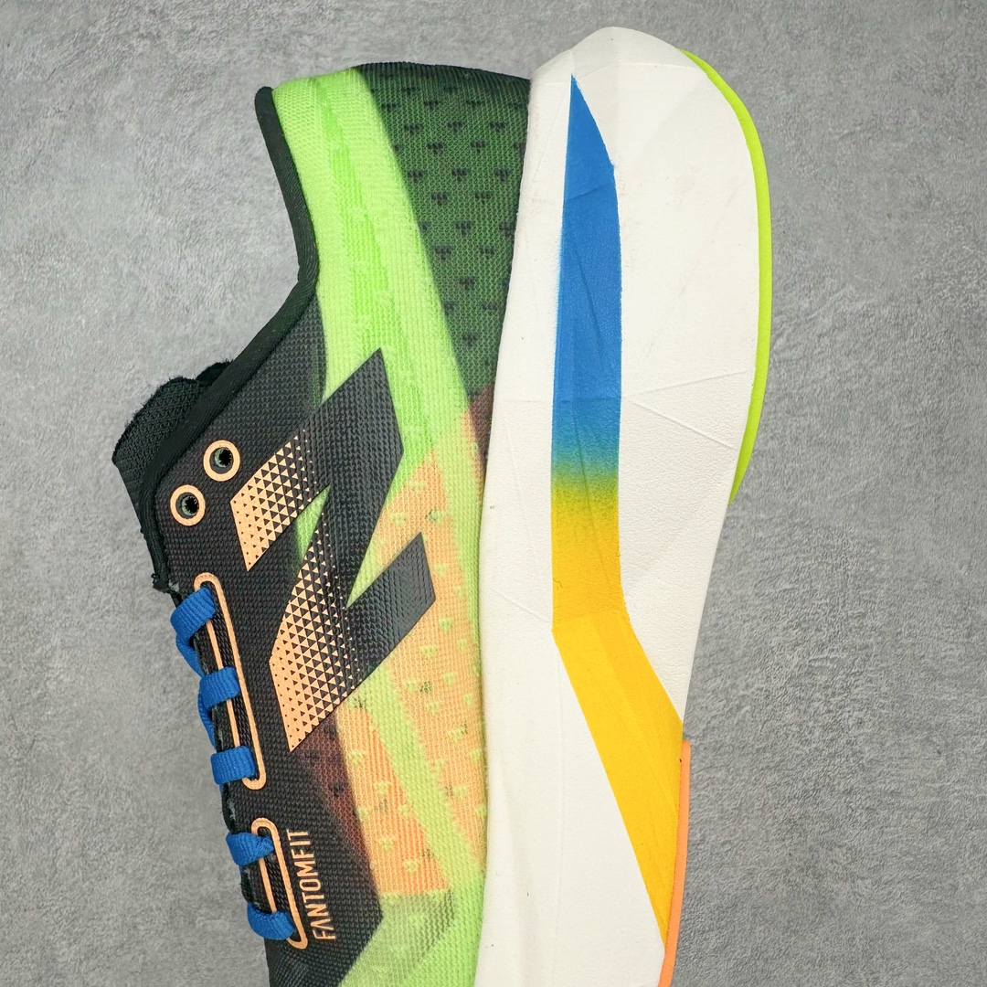 图片[7]-＃C版 NEW BALANCE Rebel FuelCell Rebel V4 SuperComp Elite 精英版内置碳板 舒适时尚织物减震耐磨低帮马拉松轻量化跑步鞋 NB新百伦于 2019 年夏天首次发布了 Rebel 在制鞋业仍在向强调能量回报的弹力泡沫转变的时候 Rebel 确实是一个叛逆者 快进到 2024 年 Rebel v4 承诺通过重新配制的中底化合物和更高的堆叠高度提供更轻、更有弹性的跑步体验 就像New Balance SC Elite v4一样 Rebel v4 提供了完全重新设计的中底化合物 最新的混合物将 New Balance 专有的 FuelCell 泡沫（TPU 和 EVA 的混合物）与 PEBA 泡沫相结合 带来更弹跳的跑步体验 PEBA是一种超轻 高性能的泡沫 通常出现在镀碳超级鞋中 New Balance Rebel v4、ASICS Novablast 4和Brooks Hyperion Max都是精力充沛的无电镀运动鞋 在速度锻炼和快节奏中大放异彩 这三款鞋都依靠它们的中底泡沫和轻微的摇杆形状来创造一种向前滚动的感觉 而且虽然这些鞋子在堆叠高度和重量方面各不相同 但它们提供了相似的软硬比例 有足够的流行力来加快步伐 尺码：36 37 37.5 38 38.5 39.5 40 40.5 41.5 42 42.5 43 44 45-选品中心