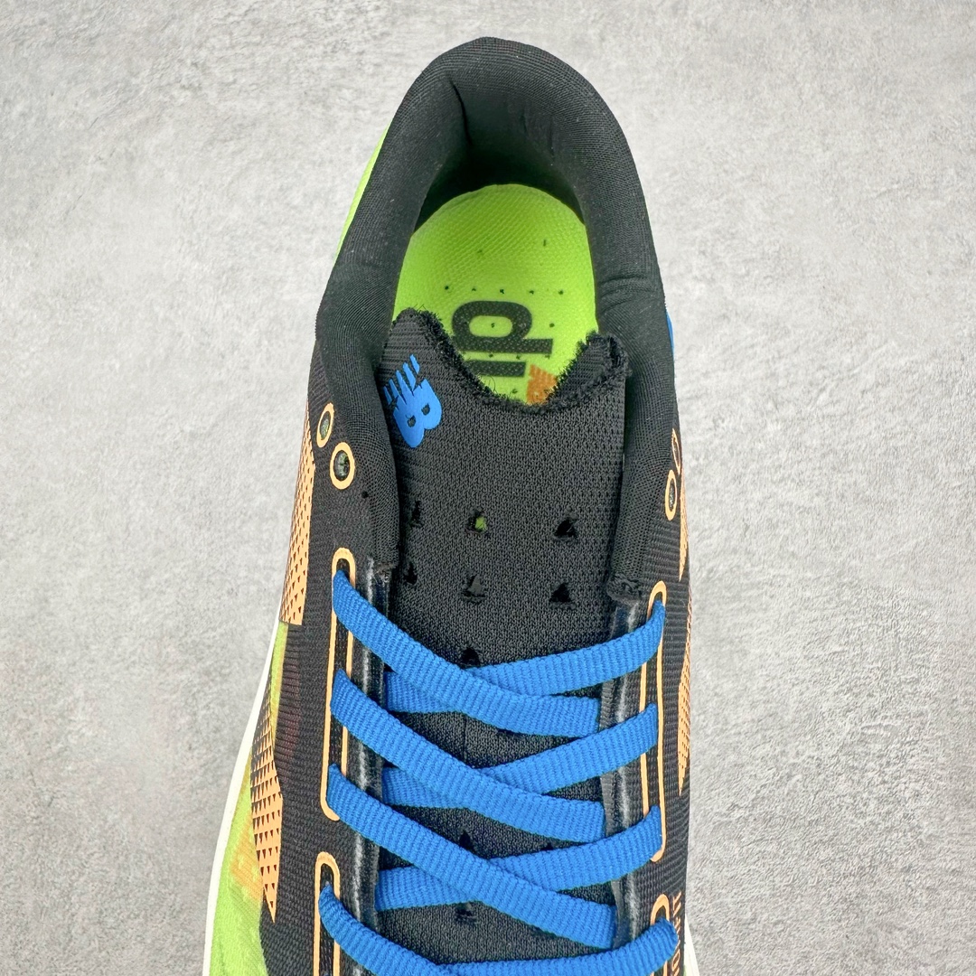 图片[5]-＃C版 NEW BALANCE Rebel FuelCell Rebel V4 SuperComp Elite 精英版内置碳板 舒适时尚织物减震耐磨低帮马拉松轻量化跑步鞋 NB新百伦于 2019 年夏天首次发布了 Rebel 在制鞋业仍在向强调能量回报的弹力泡沫转变的时候 Rebel 确实是一个叛逆者 快进到 2024 年 Rebel v4 承诺通过重新配制的中底化合物和更高的堆叠高度提供更轻、更有弹性的跑步体验 就像New Balance SC Elite v4一样 Rebel v4 提供了完全重新设计的中底化合物 最新的混合物将 New Balance 专有的 FuelCell 泡沫（TPU 和 EVA 的混合物）与 PEBA 泡沫相结合 带来更弹跳的跑步体验 PEBA是一种超轻 高性能的泡沫 通常出现在镀碳超级鞋中 New Balance Rebel v4、ASICS Novablast 4和Brooks Hyperion Max都是精力充沛的无电镀运动鞋 在速度锻炼和快节奏中大放异彩 这三款鞋都依靠它们的中底泡沫和轻微的摇杆形状来创造一种向前滚动的感觉 而且虽然这些鞋子在堆叠高度和重量方面各不相同 但它们提供了相似的软硬比例 有足够的流行力来加快步伐 尺码：36 37 37.5 38 38.5 39.5 40 40.5 41.5 42 42.5 43 44 45-选品中心