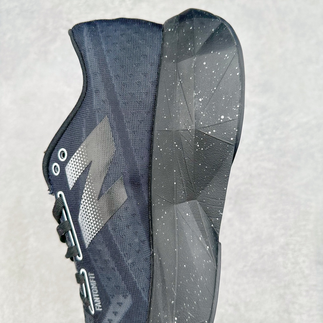 图片[7]-＃C版 NEW BALANCE Rebel FuelCell Rebel V4 SuperComp Elite 精英版内置碳板 舒适时尚织物减震耐磨低帮马拉松轻量化跑步鞋 NB新百伦于 2019 年夏天首次发布了 Rebel 在制鞋业仍在向强调能量回报的弹力泡沫转变的时候 Rebel 确实是一个叛逆者 快进到 2024 年 Rebel v4 承诺通过重新配制的中底化合物和更高的堆叠高度提供更轻、更有弹性的跑步体验 就像New Balance SC Elite v4一样 Rebel v4 提供了完全重新设计的中底化合物 最新的混合物将 New Balance 专有的 FuelCell 泡沫（TPU 和 EVA 的混合物）与 PEBA 泡沫相结合 带来更弹跳的跑步体验 PEBA是一种超轻 高性能的泡沫 通常出现在镀碳超级鞋中 New Balance Rebel v4、ASICS Novablast 4和Brooks Hyperion Max都是精力充沛的无电镀运动鞋 在速度锻炼和快节奏中大放异彩 这三款鞋都依靠它们的中底泡沫和轻微的摇杆形状来创造一种向前滚动的感觉 而且虽然这些鞋子在堆叠高度和重量方面各不相同 但它们提供了相似的软硬比例 有足够的流行力来加快步伐 尺码：36 37 37.5 38 38.5 39.5 40 40.5 41.5 42 42.5 43 44 45-选品中心