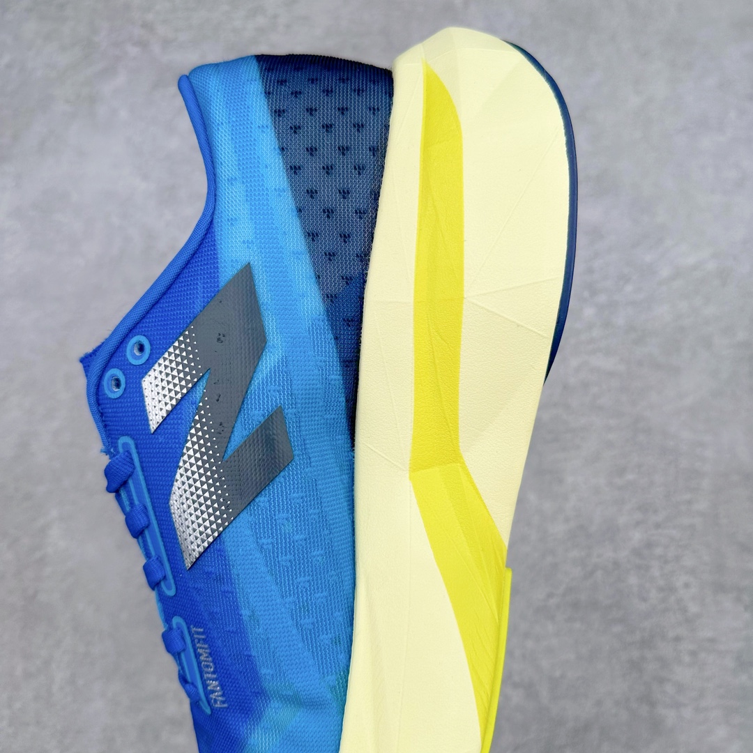 图片[7]-＃C版 NEW BALANCE Rebel FuelCell Rebel V4 SuperComp Elite 精英版内置碳板 舒适时尚织物减震耐磨低帮马拉松轻量化跑步鞋 NB新百伦于 2019 年夏天首次发布了 Rebel 在制鞋业仍在向强调能量回报的弹力泡沫转变的时候 Rebel 确实是一个叛逆者 快进到 2024 年 Rebel v4 承诺通过重新配制的中底化合物和更高的堆叠高度提供更轻、更有弹性的跑步体验 就像New Balance SC Elite v4一样 Rebel v4 提供了完全重新设计的中底化合物 最新的混合物将 New Balance 专有的 FuelCell 泡沫（TPU 和 EVA 的混合物）与 PEBA 泡沫相结合 带来更弹跳的跑步体验 PEBA是一种超轻 高性能的泡沫 通常出现在镀碳超级鞋中 New Balance Rebel v4、ASICS Novablast 4和Brooks Hyperion Max都是精力充沛的无电镀运动鞋 在速度锻炼和快节奏中大放异彩 这三款鞋都依靠它们的中底泡沫和轻微的摇杆形状来创造一种向前滚动的感觉 而且虽然这些鞋子在堆叠高度和重量方面各不相同 但它们提供了相似的软硬比例 有足够的流行力来加快步伐 尺码：36 37 37.5 38 38.5 39.5 40 40.5 41.5 42 42.5 43 44 45-选品中心