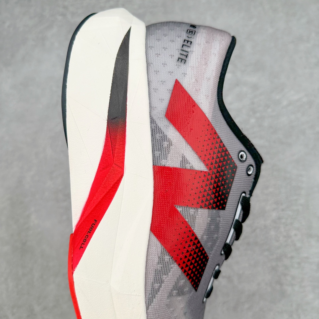 图片[6]-＃C版 NEW BALANCE Rebel FuelCell Rebel V4 SuperComp Elite 精英版内置碳板 舒适时尚织物减震耐磨低帮马拉松轻量化跑步鞋 NB新百伦于 2019 年夏天首次发布了 Rebel 在制鞋业仍在向强调能量回报的弹力泡沫转变的时候 Rebel 确实是一个叛逆者 快进到 2024 年 Rebel v4 承诺通过重新配制的中底化合物和更高的堆叠高度提供更轻、更有弹性的跑步体验 就像New Balance SC Elite v4一样 Rebel v4 提供了完全重新设计的中底化合物 最新的混合物将 New Balance 专有的 FuelCell 泡沫（TPU 和 EVA 的混合物）与 PEBA 泡沫相结合 带来更弹跳的跑步体验 PEBA是一种超轻 高性能的泡沫 通常出现在镀碳超级鞋中 New Balance Rebel v4、ASICS Novablast 4和Brooks Hyperion Max都是精力充沛的无电镀运动鞋 在速度锻炼和快节奏中大放异彩 这三款鞋都依靠它们的中底泡沫和轻微的摇杆形状来创造一种向前滚动的感觉 而且虽然这些鞋子在堆叠高度和重量方面各不相同 但它们提供了相似的软硬比例 有足够的流行力来加快步伐 尺码：36 37 37.5 38 38.5 39.5 40 40.5 41.5 42 42.5 43 44 45-选品中心