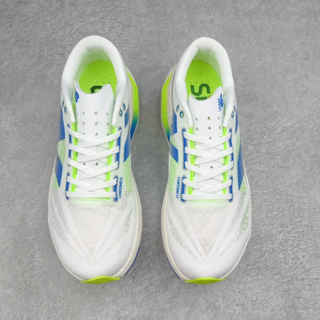 图片[2]-＃C版 NEW BALANCE Rebel FuelCell Rebel V4 SuperComp Elite 精英版内置碳板 舒适时尚织物减震耐磨低帮马拉松轻量化跑步鞋 NB新百伦于 2019 年夏天首次发布了 Rebel 在制鞋业仍在向强调能量回报的弹力泡沫转变的时候 Rebel 确实是一个叛逆者 快进到 2024 年 Rebel v4 承诺通过重新配制的中底化合物和更高的堆叠高度提供更轻、更有弹性的跑步体验 就像New Balance SC Elite v4一样 Rebel v4 提供了完全重新设计的中底化合物 最新的混合物将 New Balance 专有的 FuelCell 泡沫（TPU 和 EVA 的混合物）与 PEBA 泡沫相结合 带来更弹跳的跑步体验 PEBA是一种超轻 高性能的泡沫 通常出现在镀碳超级鞋中 New Balance Rebel v4、ASICS Novablast 4和Brooks Hyperion Max都是精力充沛的无电镀运动鞋 在速度锻炼和快节奏中大放异彩 这三款鞋都依靠它们的中底泡沫和轻微的摇杆形状来创造一种向前滚动的感觉 而且虽然这些鞋子在堆叠高度和重量方面各不相同 但它们提供了相似的软硬比例 有足够的流行力来加快步伐 尺码：36 37 37.5 38 38.5 39.5 40 40.5 41.5 42 42.5 43 44 45-选品中心
