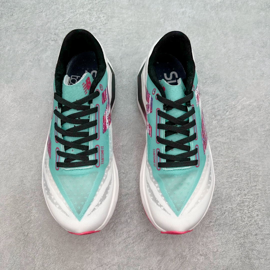 图片[2]-＃C版 NEW BALANCE Rebel FuelCell Rebel V4 SuperComp Elite 精英版内置碳板 舒适时尚织物减震耐磨低帮马拉松轻量化跑步鞋 NB新百伦于 2019 年夏天首次发布了 Rebel 在制鞋业仍在向强调能量回报的弹力泡沫转变的时候 Rebel 确实是一个叛逆者 快进到 2024 年 Rebel v4 承诺通过重新配制的中底化合物和更高的堆叠高度提供更轻、更有弹性的跑步体验 就像New Balance SC Elite v4一样 Rebel v4 提供了完全重新设计的中底化合物 最新的混合物将 New Balance 专有的 FuelCell 泡沫（TPU 和 EVA 的混合物）与 PEBA 泡沫相结合 带来更弹跳的跑步体验 PEBA是一种超轻 高性能的泡沫 通常出现在镀碳超级鞋中 New Balance Rebel v4、ASICS Novablast 4和Brooks Hyperion Max都是精力充沛的无电镀运动鞋 在速度锻炼和快节奏中大放异彩 这三款鞋都依靠它们的中底泡沫和轻微的摇杆形状来创造一种向前滚动的感觉 而且虽然这些鞋子在堆叠高度和重量方面各不相同 但它们提供了相似的软硬比例 有足够的流行力来加快步伐 尺码：36 37 37.5 38 38.5 39.5 40 40.5 41.5 42 42.5 43 44 45-选品中心