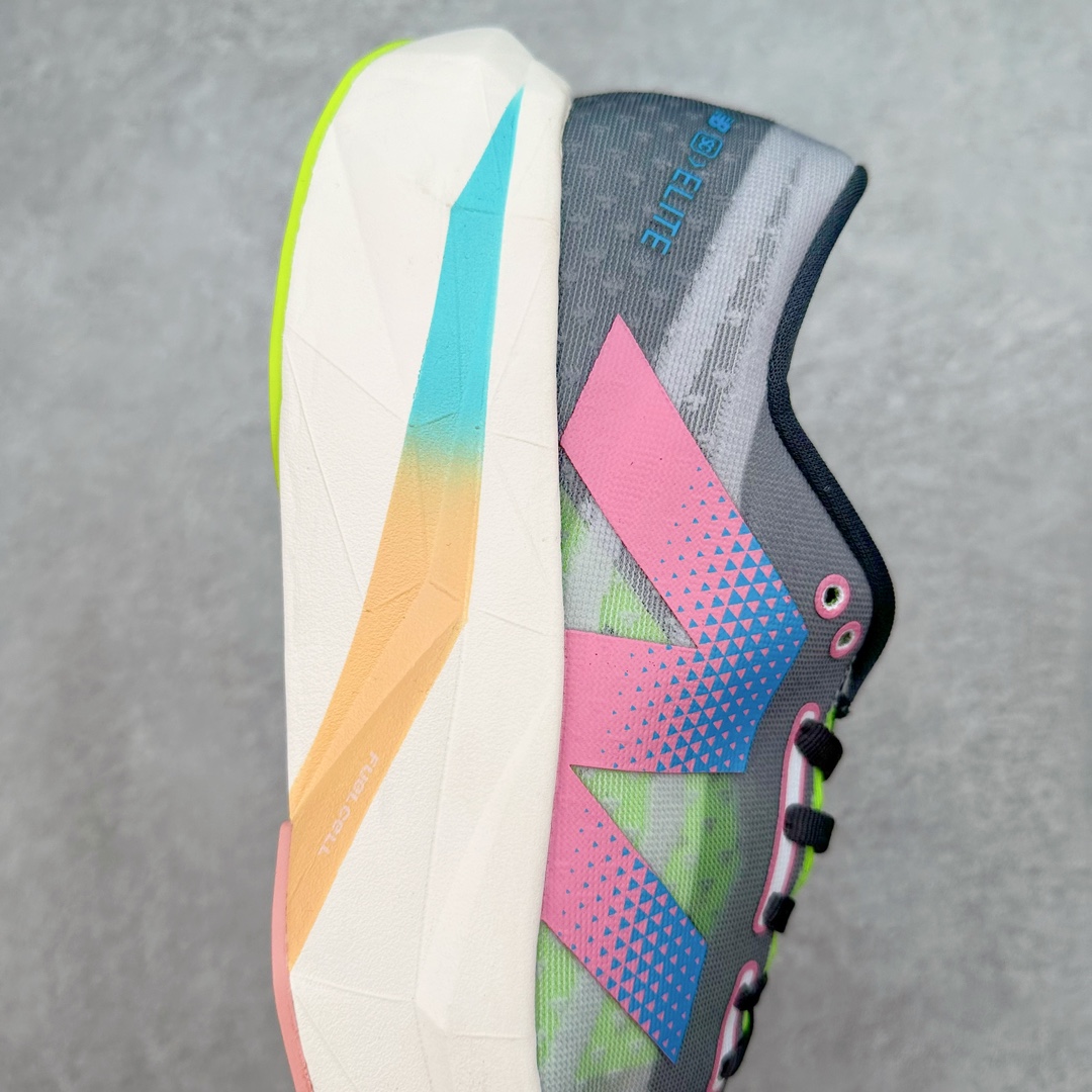 图片[6]-＃C版 NEW BALANCE Rebel FuelCell Rebel V4 SuperComp Elite 精英版内置碳板 舒适时尚织物减震耐磨低帮马拉松轻量化跑步鞋 NB新百伦于 2019 年夏天首次发布了 Rebel 在制鞋业仍在向强调能量回报的弹力泡沫转变的时候 Rebel 确实是一个叛逆者 快进到 2024 年 Rebel v4 承诺通过重新配制的中底化合物和更高的堆叠高度提供更轻、更有弹性的跑步体验 就像New Balance SC Elite v4一样 Rebel v4 提供了完全重新设计的中底化合物 最新的混合物将 New Balance 专有的 FuelCell 泡沫（TPU 和 EVA 的混合物）与 PEBA 泡沫相结合 带来更弹跳的跑步体验 PEBA是一种超轻 高性能的泡沫 通常出现在镀碳超级鞋中 New Balance Rebel v4、ASICS Novablast 4和Brooks Hyperion Max都是精力充沛的无电镀运动鞋 在速度锻炼和快节奏中大放异彩 这三款鞋都依靠它们的中底泡沫和轻微的摇杆形状来创造一种向前滚动的感觉 而且虽然这些鞋子在堆叠高度和重量方面各不相同 但它们提供了相似的软硬比例 有足够的流行力来加快步伐 尺码：36 37 37.5 38 38.5 39.5 40 40.5 41.5 42 42.5 43 44 45-选品中心