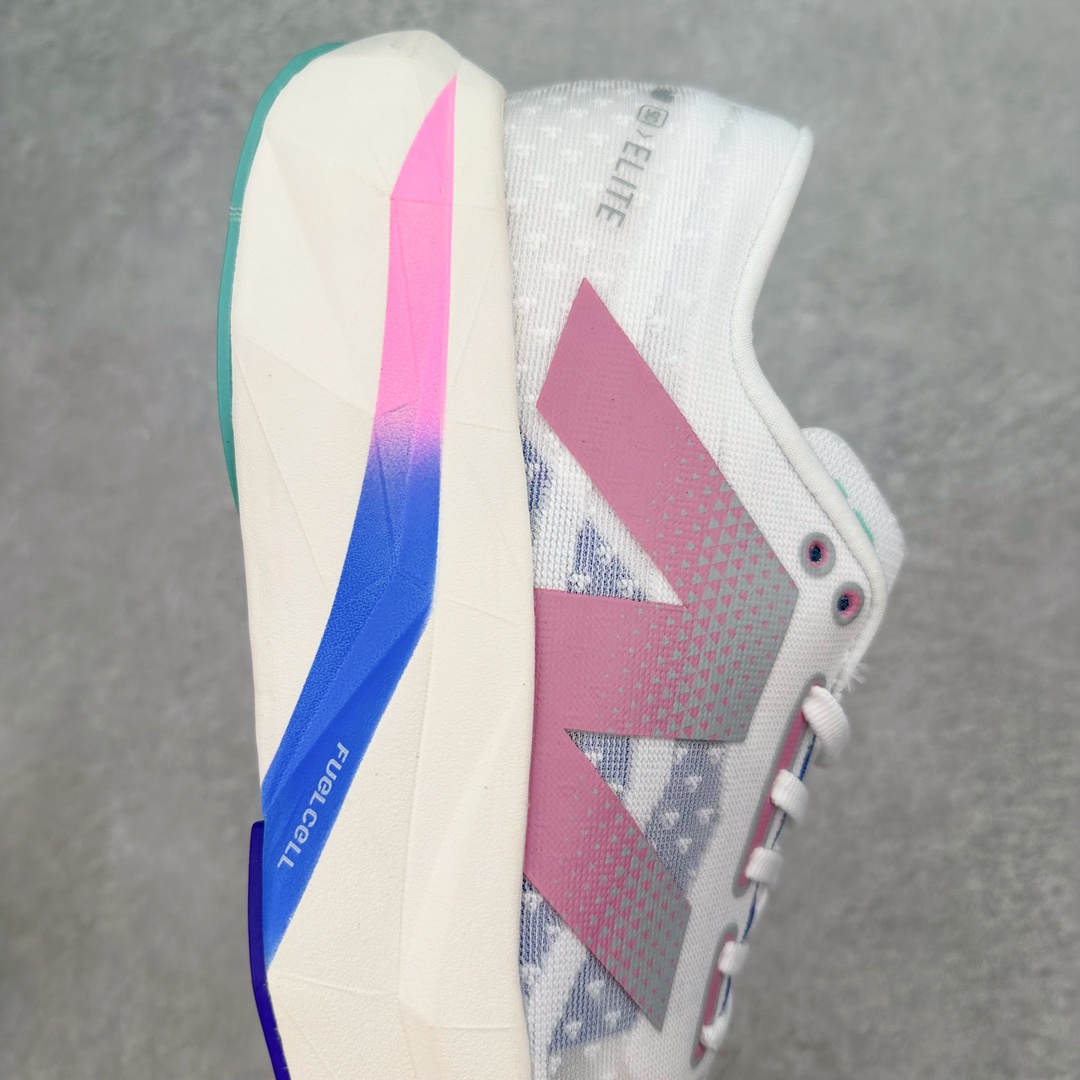 图片[6]-＃C版 NEW BALANCE Rebel FuelCell Rebel V4 SuperComp Elite 精英版内置碳板 舒适时尚织物减震耐磨低帮马拉松轻量化跑步鞋 NB新百伦于 2019 年夏天首次发布了 Rebel 在制鞋业仍在向强调能量回报的弹力泡沫转变的时候 Rebel 确实是一个叛逆者 快进到 2024 年 Rebel v4 承诺通过重新配制的中底化合物和更高的堆叠高度提供更轻、更有弹性的跑步体验 就像New Balance SC Elite v4一样 Rebel v4 提供了完全重新设计的中底化合物 最新的混合物将 New Balance 专有的 FuelCell 泡沫（TPU 和 EVA 的混合物）与 PEBA 泡沫相结合 带来更弹跳的跑步体验 PEBA是一种超轻 高性能的泡沫 通常出现在镀碳超级鞋中 New Balance Rebel v4、ASICS Novablast 4和Brooks Hyperion Max都是精力充沛的无电镀运动鞋 在速度锻炼和快节奏中大放异彩 这三款鞋都依靠它们的中底泡沫和轻微的摇杆形状来创造一种向前滚动的感觉 而且虽然这些鞋子在堆叠高度和重量方面各不相同 但它们提供了相似的软硬比例 有足够的流行力来加快步伐 尺码：36 37 37.5 38 38.5 39.5 40 40.5 41.5 42 42.5 43 44 45-选品中心