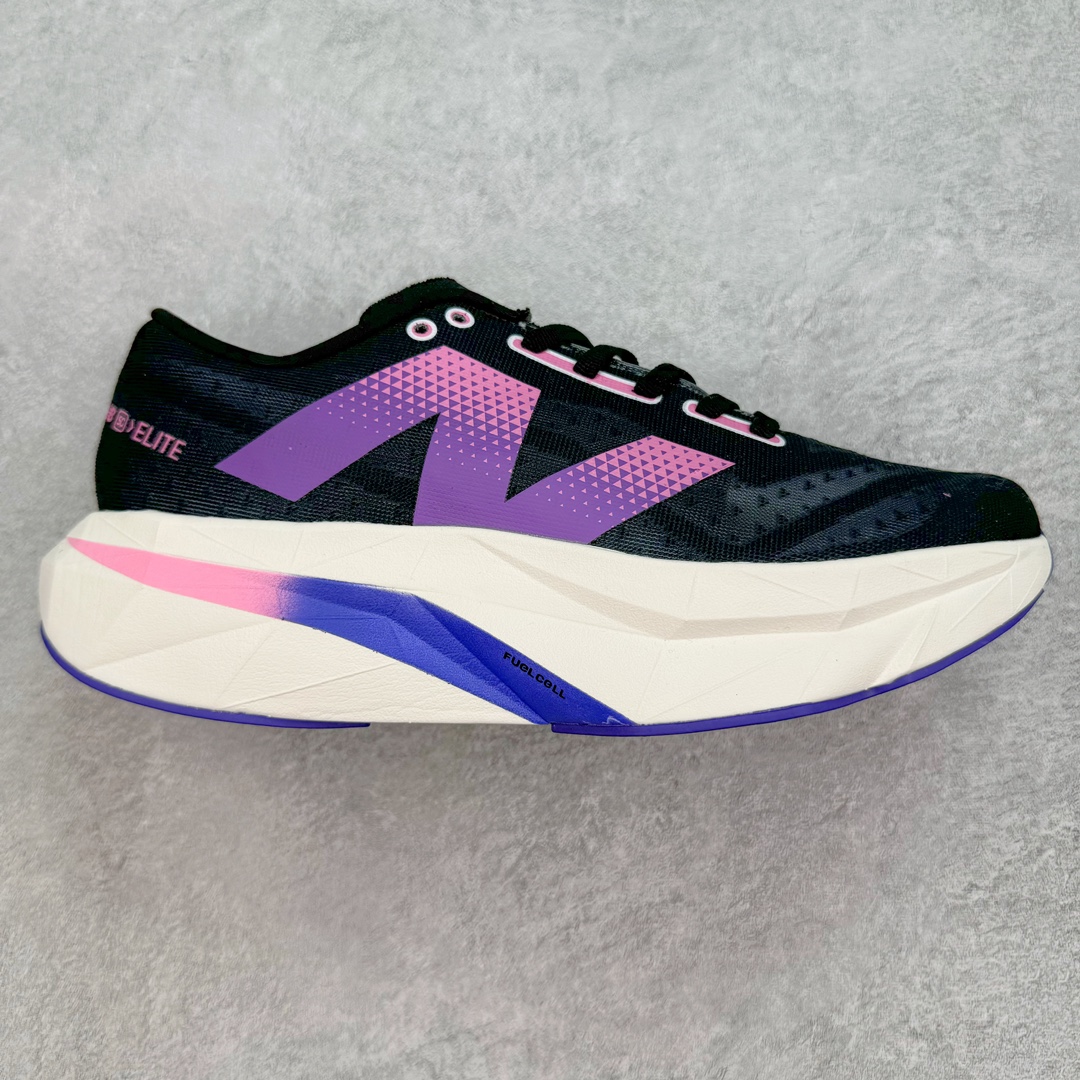 ＃C版 NEW BALANCE Rebel FuelCell Rebel V4 SuperComp Elite 精英版内置碳板 舒适时尚织物减震耐磨低帮马拉松轻量化跑步鞋 NB新百伦于 2019 年夏天首次发布了 Rebel 在制鞋业仍在向强调能量回报的弹力泡沫转变的时候 Rebel 确实是一个叛逆者 快进到 2024 年 Rebel v4 承诺通过重新配制的中底化合物和更高的堆叠高度提供更轻、更有弹性的跑步体验 就像New Balance SC Elite v4一样 Rebel v4 提供了完全重新设计的中底化合物 最新的混合物将 New Balance 专有的 FuelCell 泡沫（TPU 和 EVA 的混合物）与 PEBA 泡沫相结合 带来更弹跳的跑步体验 PEBA是一种超轻 高性能的泡沫 通常出现在镀碳超级鞋中 New Balance Rebel v4、ASICS Novablast 4和Brooks Hyperion Max都是精力充沛的无电镀运动鞋 在速度锻炼和快节奏中大放异彩 这三款鞋都依靠它们的中底泡沫和轻微的摇杆形状来创造一种向前滚动的感觉 而且虽然这些鞋子在堆叠高度和重量方面各不相同 但它们提供了相似的软硬比例 有足够的流行力来加快步伐 尺码：36 37 37.5 38 38.5 39.5 40 40.5 41.5 42 42.5 43 44 45-选品中心