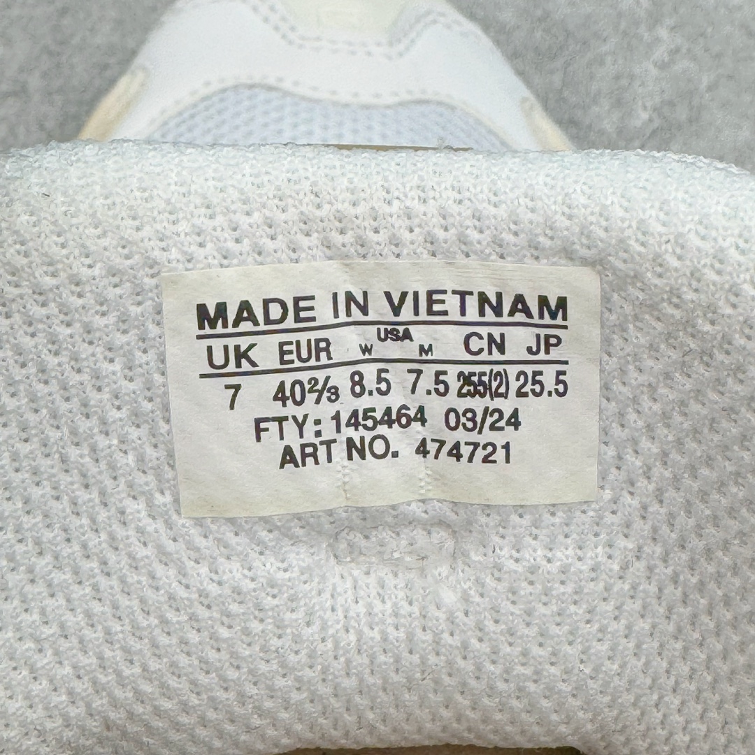 图片[10]-＃绿X SALOMON XA Pro 3D ADV 萨洛蒙潮流越野机能户外功能鞋 纯原外贸平台特供订单 耗时半年巨作 全套原纸板楦头开发 原厂特供网布配套加持 确保原汁原味 完美呈现版型 原档数据独家私模五层组合大底 男女鞋同步官方开发至46.5 原装Ortholite轻量化鞋垫 中底布带钢印编号 原厂TPU锁扣 进口港宝加持 后跟自然饱满 还原公司包裹性 鞋面采用SENSIFT贴合技术 全方位贴合包裹脚型 鞋跟部鞋底牵引设计 提供强大的抓地性能 更适应野外崎岖不平的道路 其3D ADVANCED CHASSIS底盘 材料轻量大化 钉齿设计更具稳定性 防护性 鞋底易磨损区运用CONTAGRIP高耐磨材料 应对城市硬质路面长距离跑考验 尺码：36 36.5 37.5 38 38.5 39 40 40.5 41 42 42.5 43 44 44.5 45 46 46.5-选品中心