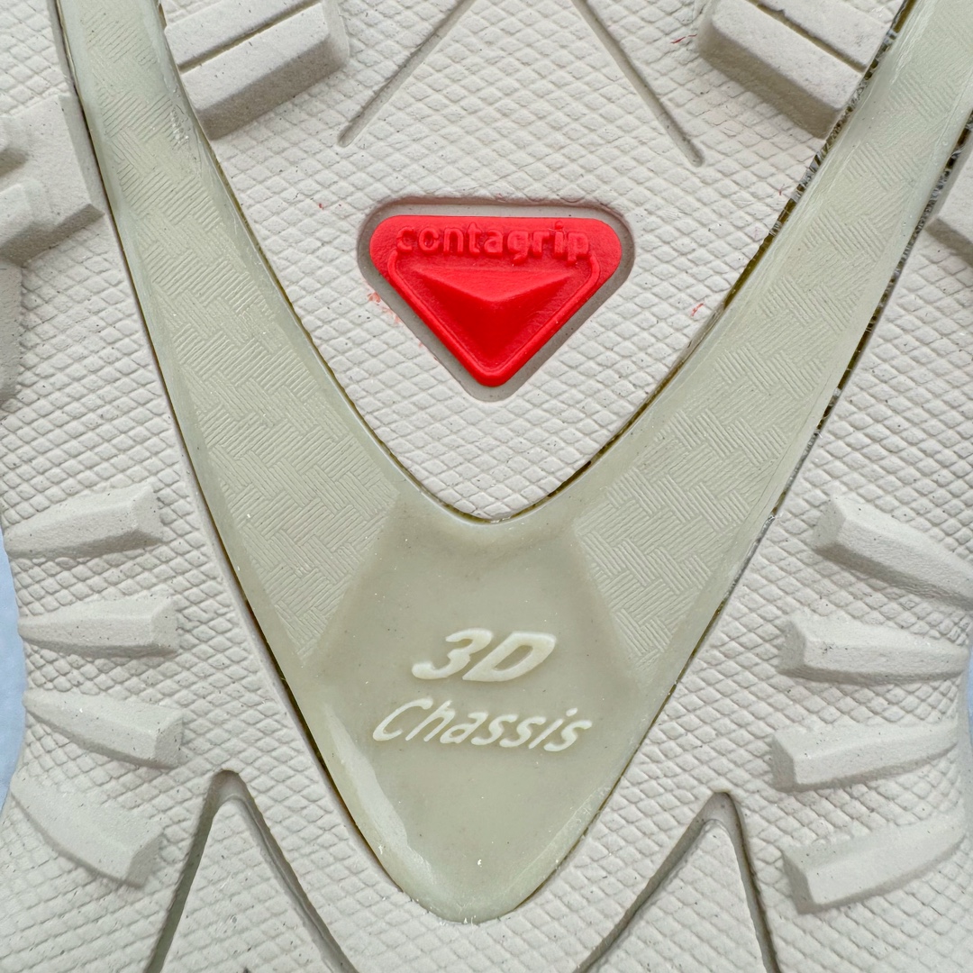 图片[17]-＃绿X SALOMON XA Pro 3D ADV 萨洛蒙潮流越野机能户外功能鞋 纯原外贸平台特供订单 耗时半年巨作 全套原纸板楦头开发 原厂特供网布配套加持 确保原汁原味 完美呈现版型 原档数据独家私模五层组合大底 男女鞋同步官方开发至46.5 原装Ortholite轻量化鞋垫 中底布带钢印编号 原厂TPU锁扣 进口港宝加持 后跟自然饱满 还原公司包裹性 鞋面采用SENSIFT贴合技术 全方位贴合包裹脚型 鞋跟部鞋底牵引设计 提供强大的抓地性能 更适应野外崎岖不平的道路 其3D ADVANCED CHASSIS底盘 材料轻量大化 钉齿设计更具稳定性 防护性 鞋底易磨损区运用CONTAGRIP高耐磨材料 应对城市硬质路面长距离跑考验 尺码：36 36.5 37.5 38 38.5 39 40 40.5 41 42 42.5 43 44 44.5 45 46 46.5-选品中心