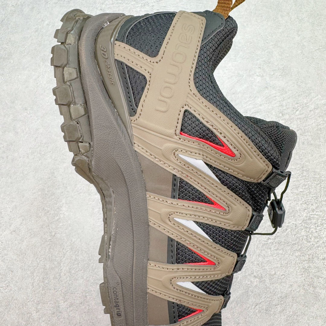 图片[6]-＃绿X SALOMON XA Pro 3D ADV 萨洛蒙潮流越野机能户外功能鞋 纯原外贸平台特供订单 耗时半年巨作 全套原纸板楦头开发 原厂特供网布配套加持 确保原汁原味 完美呈现版型 原档数据独家私模五层组合大底 男女鞋同步官方开发至46.5 原装Ortholite轻量化鞋垫 中底布带钢印编号 原厂TPU锁扣 进口港宝加持 后跟自然饱满 还原公司包裹性 鞋面采用SENSIFT贴合技术 全方位贴合包裹脚型 鞋跟部鞋底牵引设计 提供强大的抓地性能 更适应野外崎岖不平的道路 其3D ADVANCED CHASSIS底盘 材料轻量大化 钉齿设计更具稳定性 防护性 鞋底易磨损区运用CONTAGRIP高耐磨材料 应对城市硬质路面长距离跑考验 尺码：36 36.5 37.5 38 38.5 39 40 40.5 41 42 42.5 43 44 44.5 45 46 46.5-选品中心