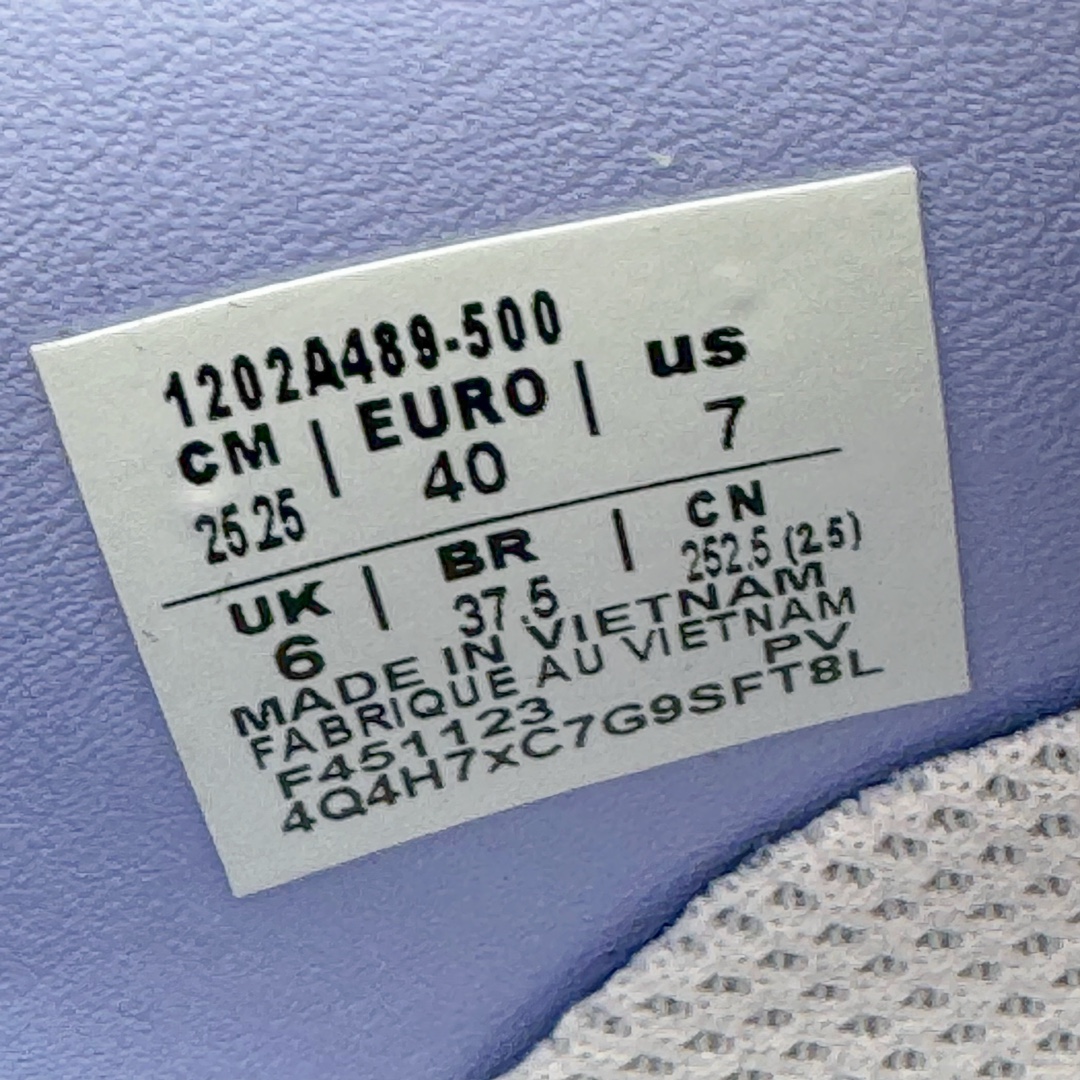 图片[10]-KIKO KOSTADINOV × MARC JACOBS x Asics Gel-Lokros 亚瑟士三方联名皮革圆头拼接耐磨透气轻便低帮生活休闲鞋 采用星星图案绗缝鞋面设计 闪亮金属感饰带与松紧带点缀鞋身 如珍珠般闪光的中底 巧妙注入ASICS亚瑟士标志性GEL科FLYTEFOAM PROPEL缓冲技术和花朵胎纹图案 尺码：36 37.5 38 39 40 40.5 41.5 42 42.5 43.5 44 45-选品中心