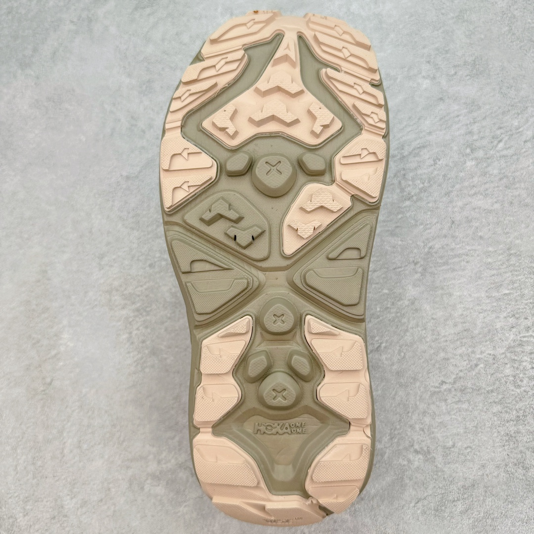 图片[9]-＃HK纯原 HOKA One One Hopara Sandals 霍帕拉系列水路两用溯溪涉水休闲户外露营凉鞋 作为先锋品牌的 HOKA ONE ONE总是以独特的方式 HOPA RA是一款溯溪鞋 又名排水鞋 可长期用于涉水和溯溪 保护脚底和脚趾的安全和舒适 鞋面材料速干 透气 耐磨 鞋底防滑 耐磨 抓地能力强 出于安全考虑 设计要求较高 涉水溯溪过程中 水 泥沙 可以直接从鞋内大孔排出 细纹鞋底使在岩石上抓地能力强 避免打滑 而上路后 鞋面具有快干透气等优点 尺码：36 36.5 37.5 38 39 40 40.5 41 42 42.5 43 44 45-选品中心