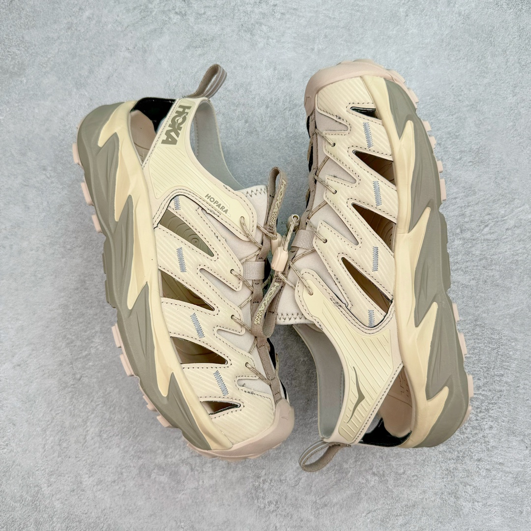 图片[3]-＃HK纯原 HOKA One One Hopara Sandals 霍帕拉系列水路两用溯溪涉水休闲户外露营凉鞋 作为先锋品牌的 HOKA ONE ONE总是以独特的方式 HOPA RA是一款溯溪鞋 又名排水鞋 可长期用于涉水和溯溪 保护脚底和脚趾的安全和舒适 鞋面材料速干 透气 耐磨 鞋底防滑 耐磨 抓地能力强 出于安全考虑 设计要求较高 涉水溯溪过程中 水 泥沙 可以直接从鞋内大孔排出 细纹鞋底使在岩石上抓地能力强 避免打滑 而上路后 鞋面具有快干透气等优点 尺码：36 36.5 37.5 38 39 40 40.5 41 42 42.5 43 44 45-选品中心